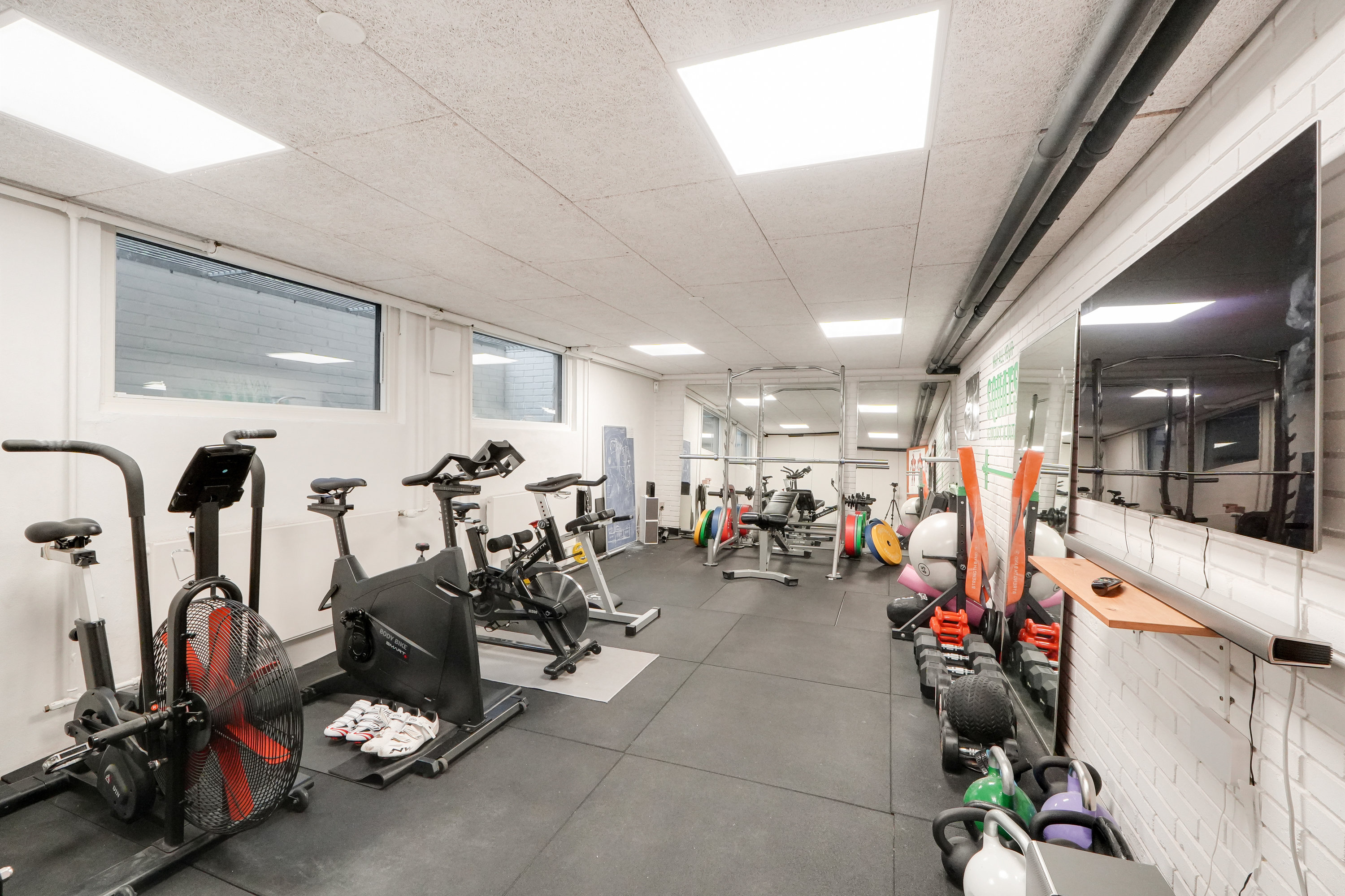 Fremhævet andet billede i fuldskærmstilstand. Billede af Sjælsøvej 49, 3460 Birkerød