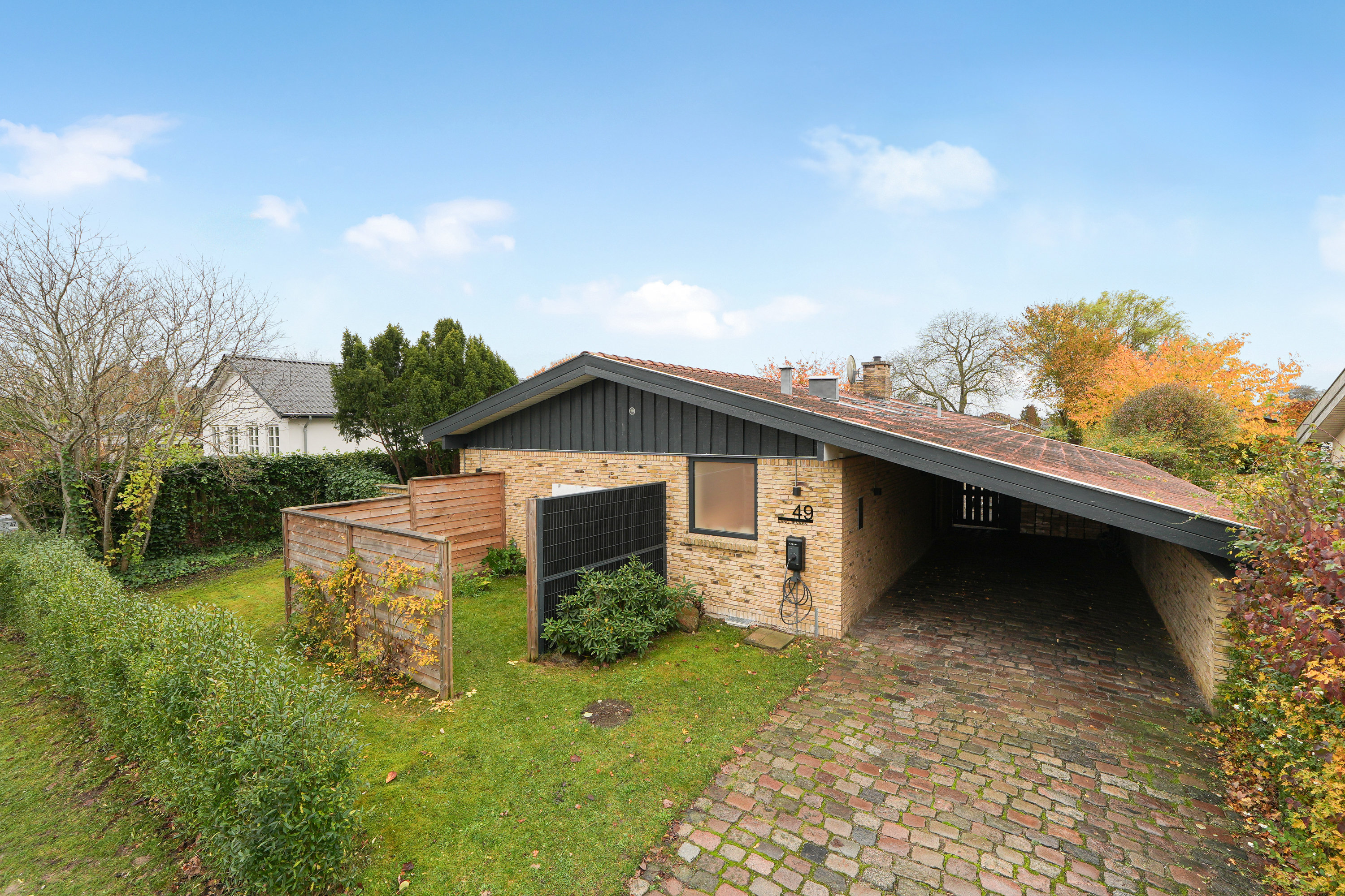 Fremhævet andet billede i fuldskærmstilstand. Billede af Sjælsøvej 49, 3460 Birkerød