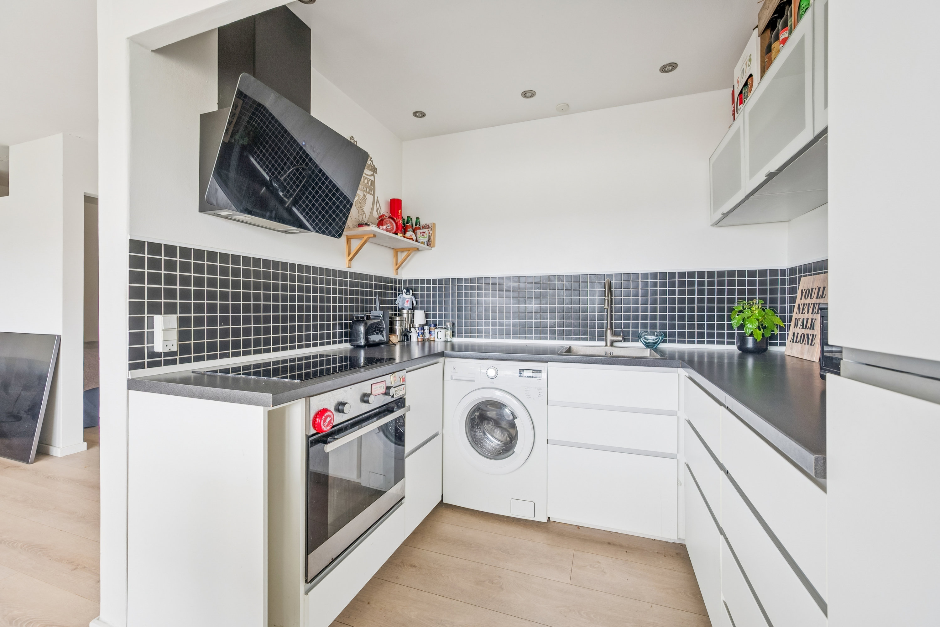 Miniaturebillede 2: køkken. Billede af Cedervænget 25, 3. mf., 2830 Virum