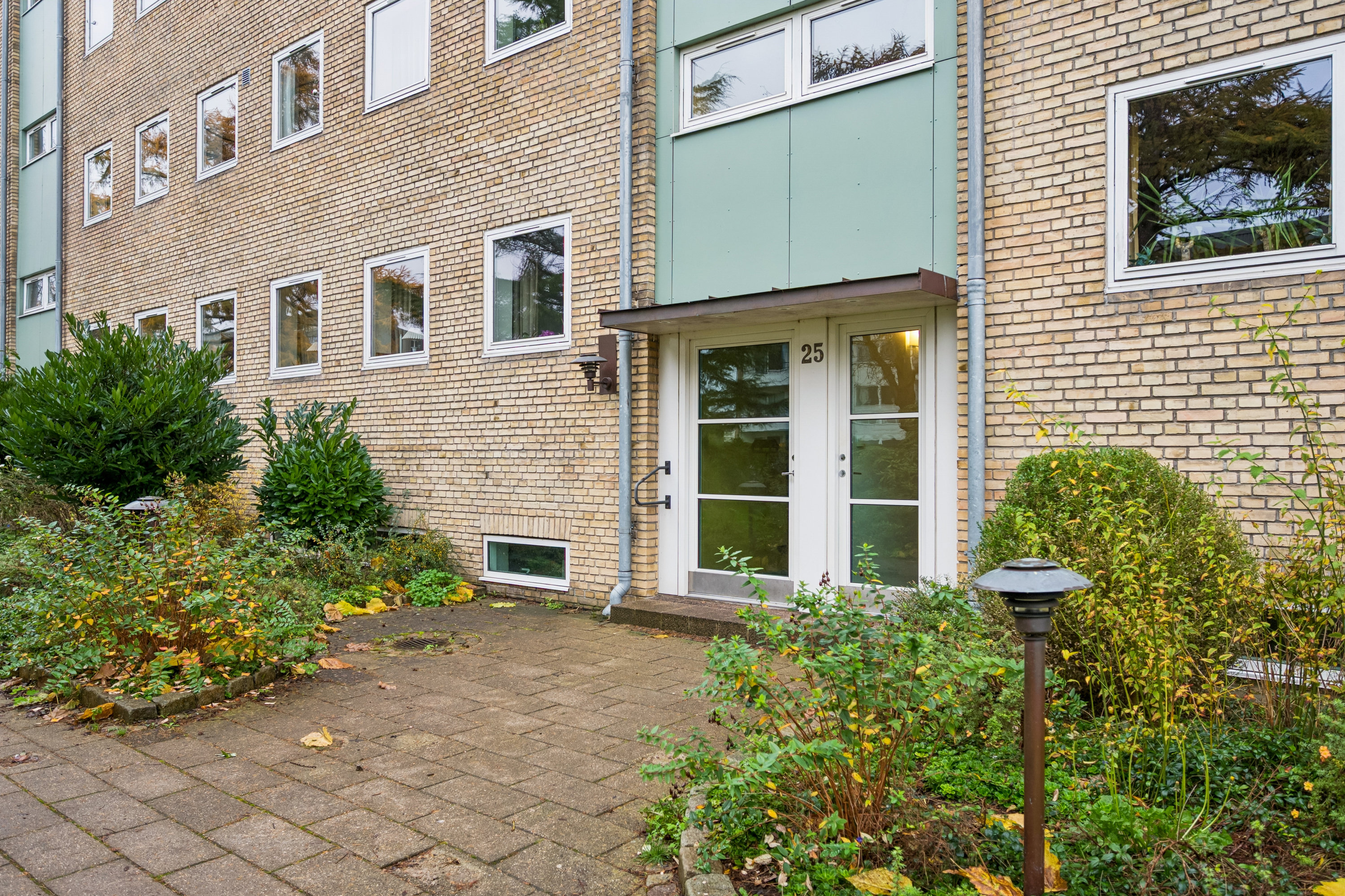 Fremhævet andet billede i fuldskærmstilstand. Billede af Cedervænget 25, 3. mf., 2830 Virum