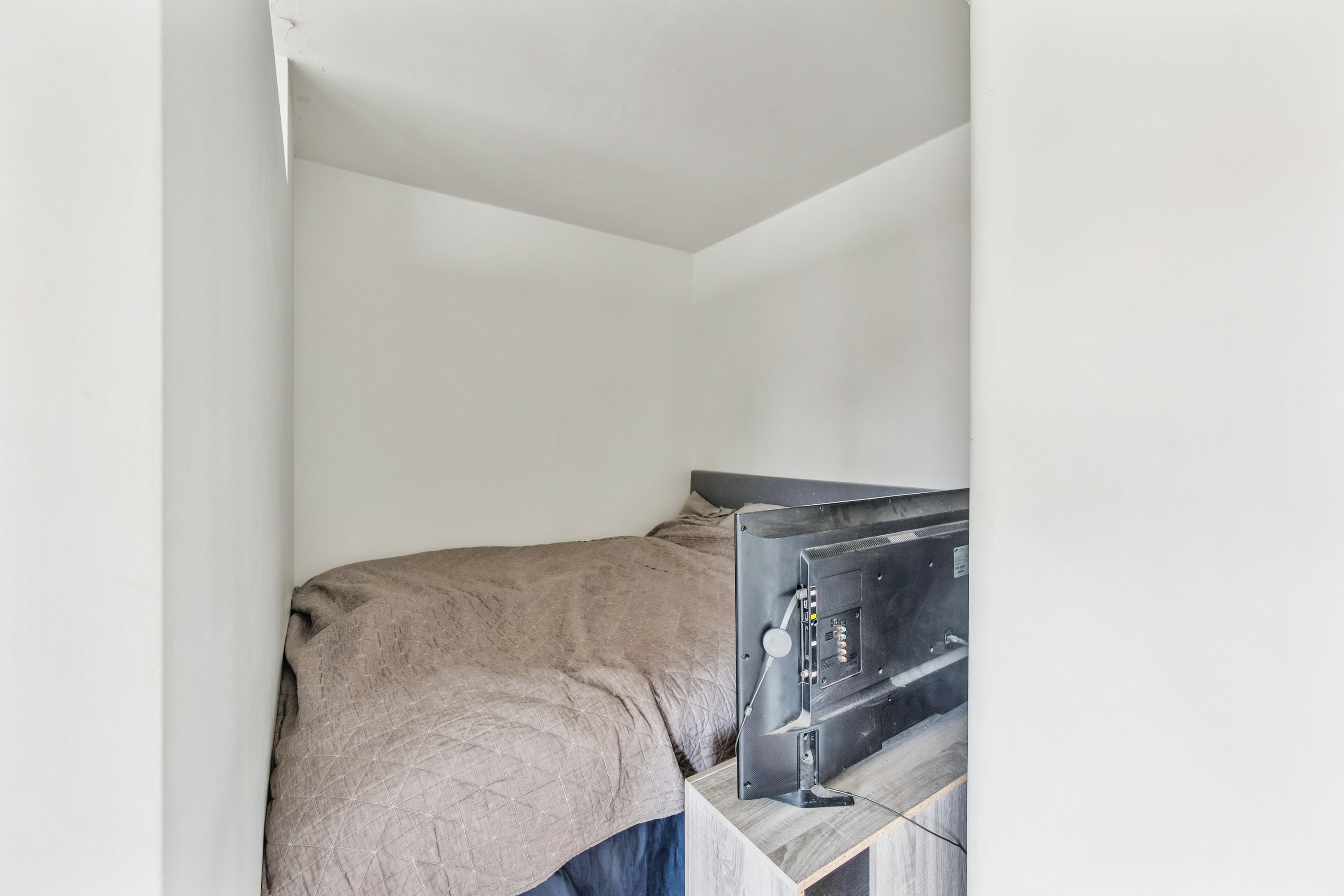 Fremhævet værelse billede i fuldskærmstilstand. Billede af Cedervænget 25, 3. mf., 2830 Virum