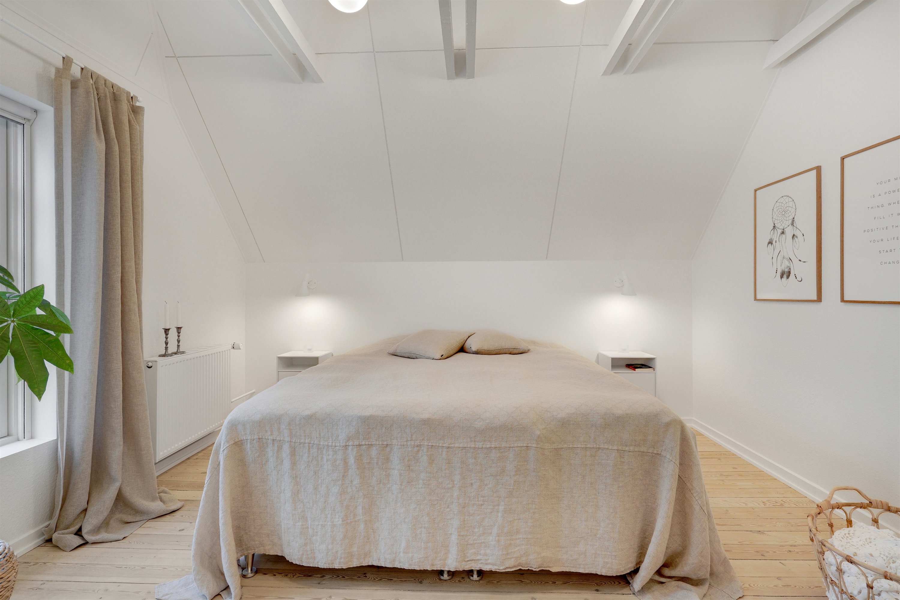 Fremhævet soveværelse billede i fuldskærmstilstand. Billede af De Lichtenbergs Vej 22, Nørup, 7182 Bredsten