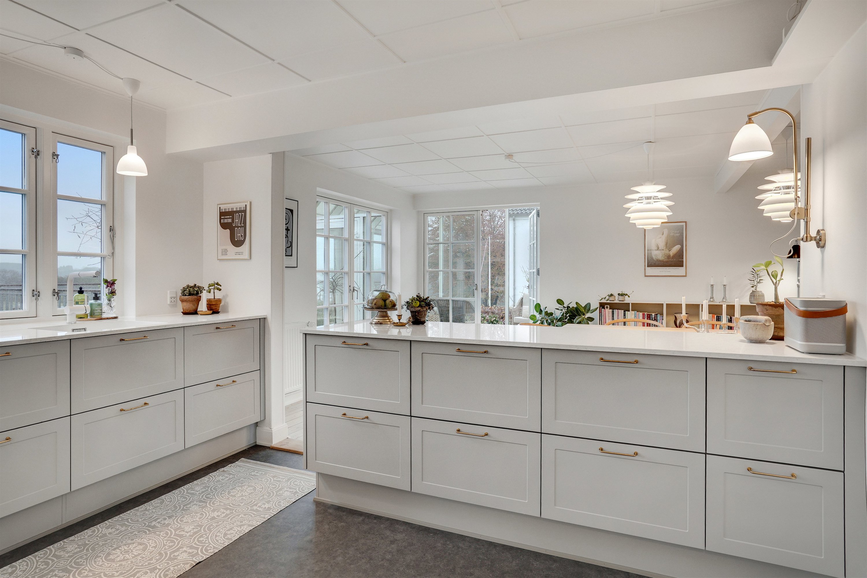 Fremhævet køkken billede i fuldskærmstilstand. Billede af De Lichtenbergs Vej 22, Nørup, 7182 Bredsten