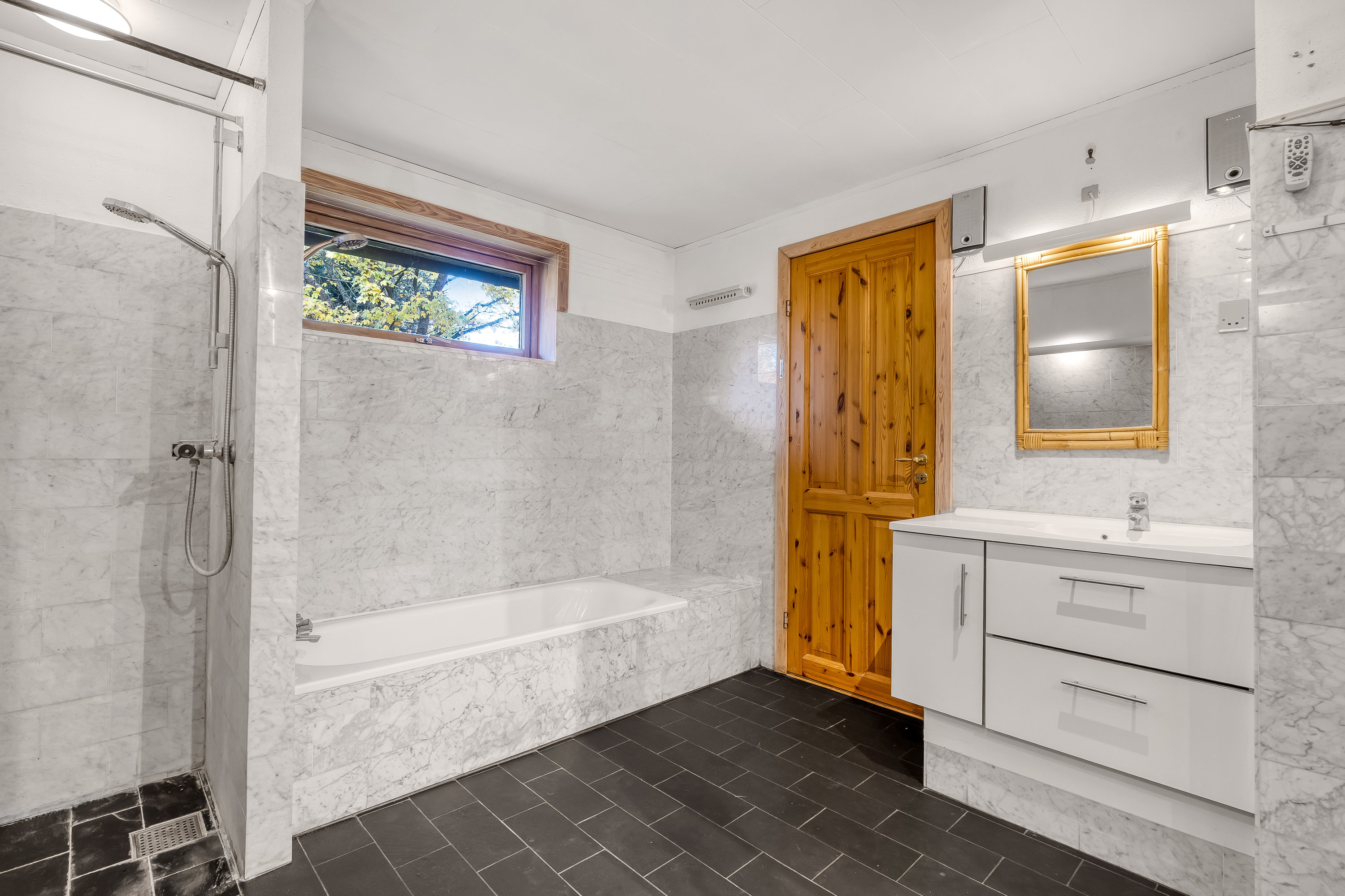 Fremhævet  billede i fuldskærmstilstand. Billede af Kollemosevej 39B, 2830 Virum