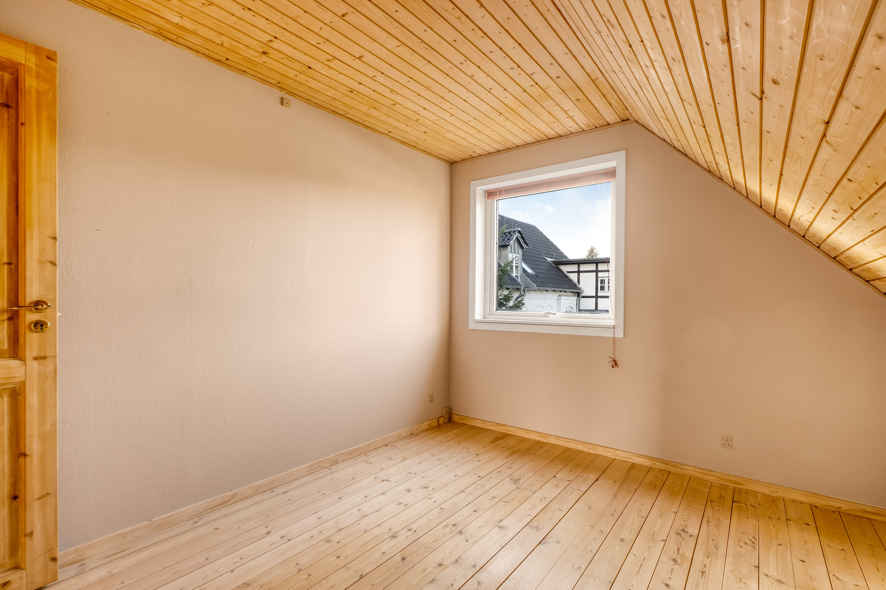 Fremhævet  billede i fuldskærmstilstand. Billede af Kollemosevej 39B, 2830 Virum