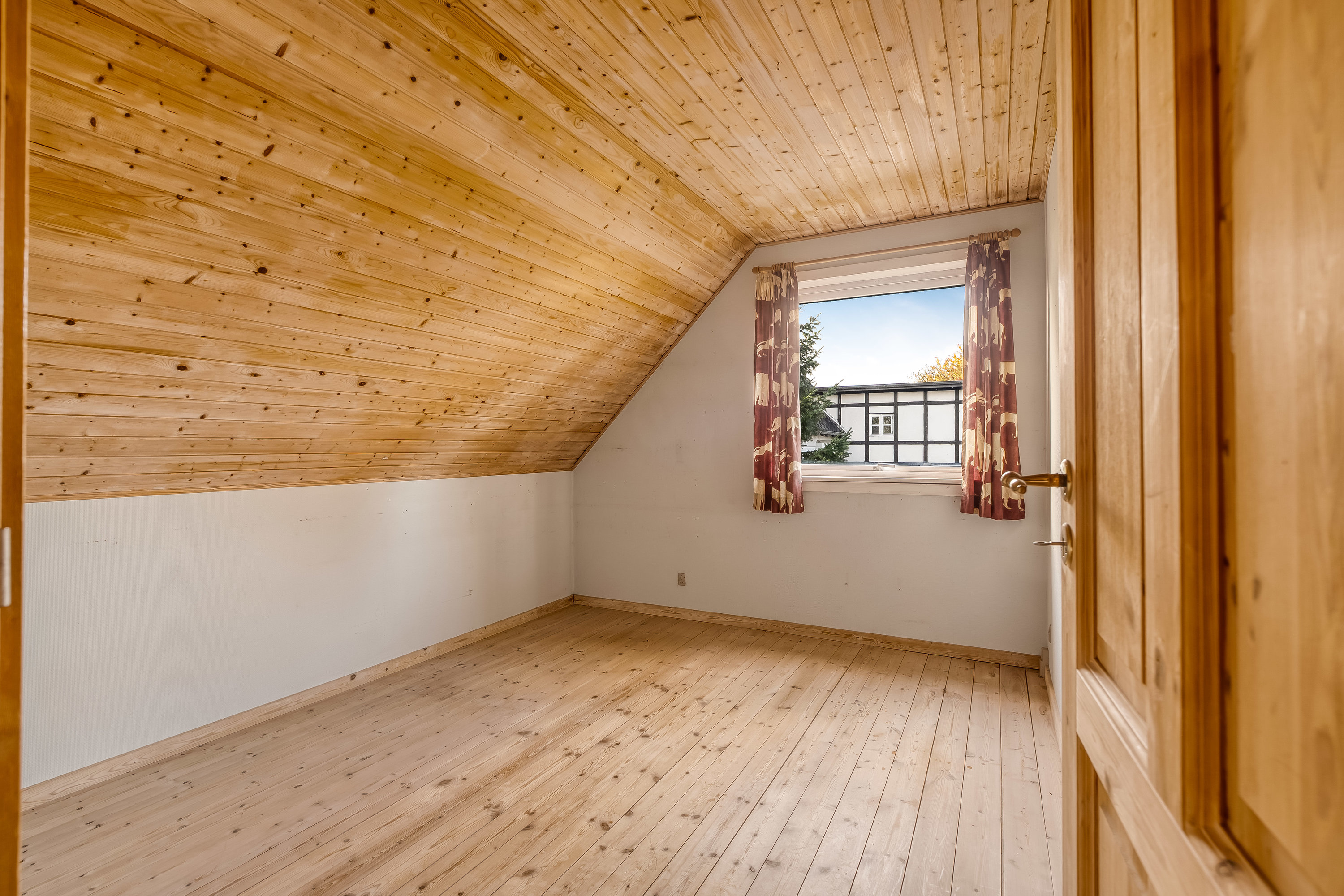 Fremhævet  billede i fuldskærmstilstand. Billede af Kollemosevej 39B, 2830 Virum