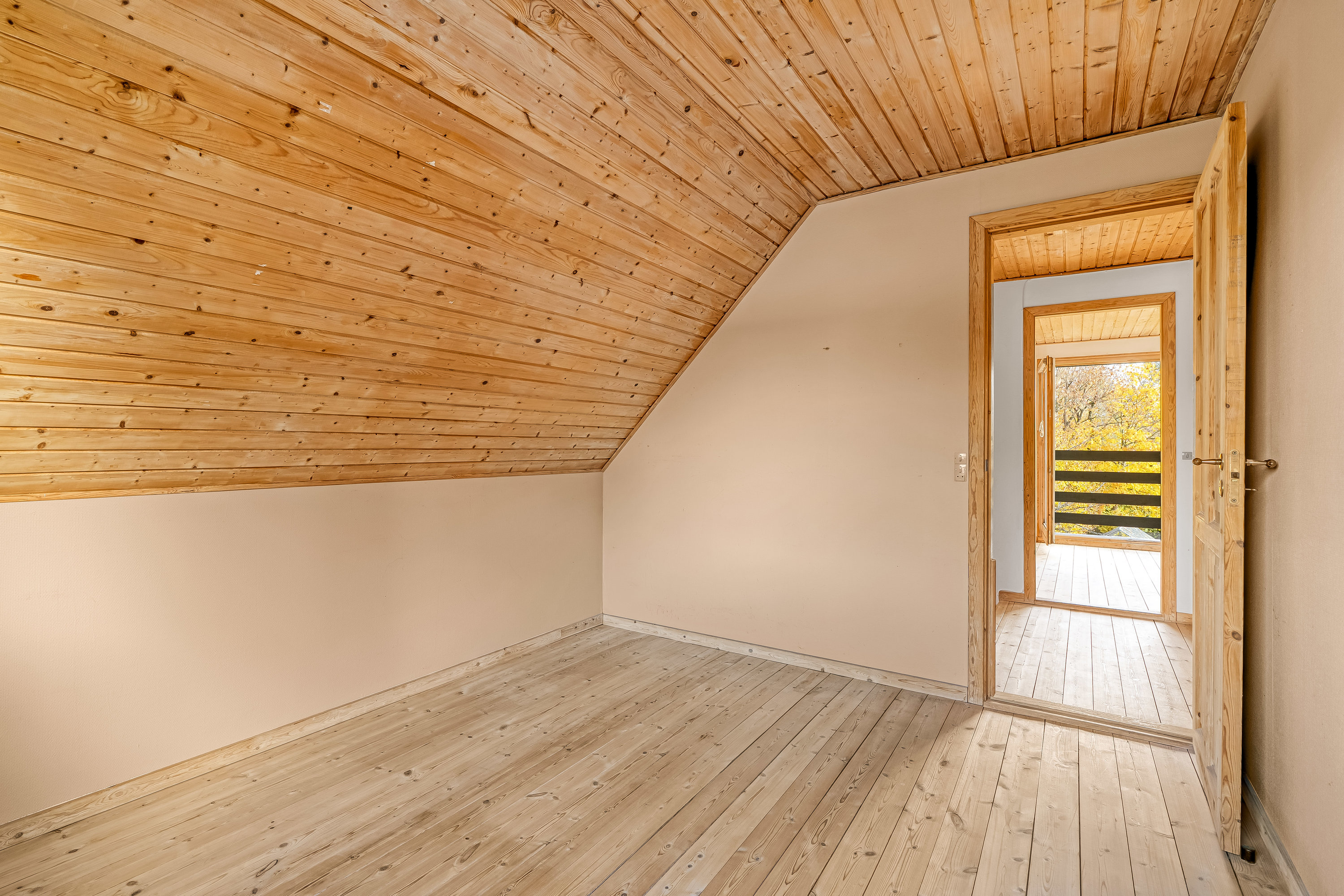 Fremhævet  billede i fuldskærmstilstand. Billede af Kollemosevej 39B, 2830 Virum