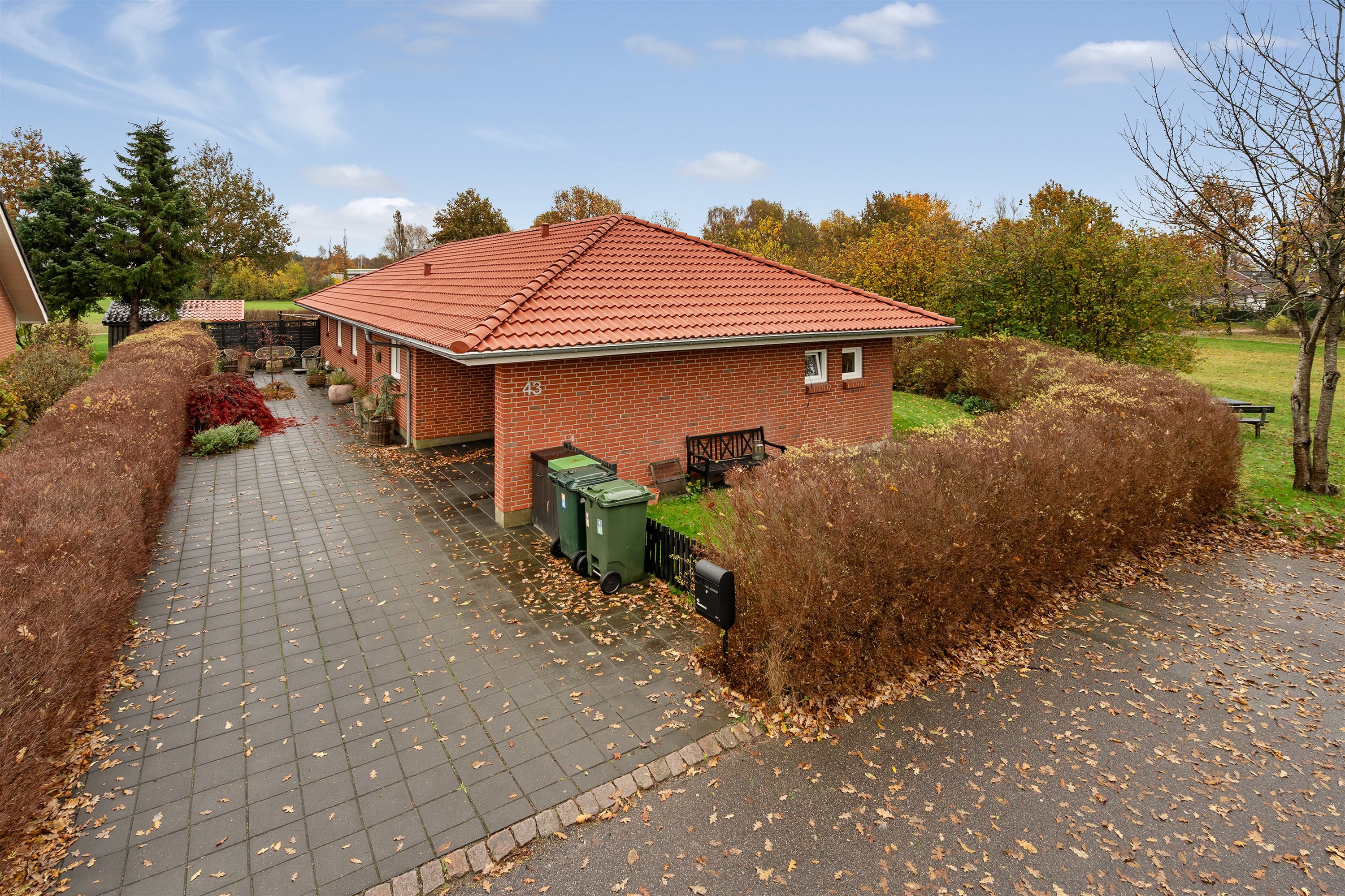 Fremhævet ejendommen billede i fuldskærmstilstand. Billede af Markskellet 43, 7190 Billund