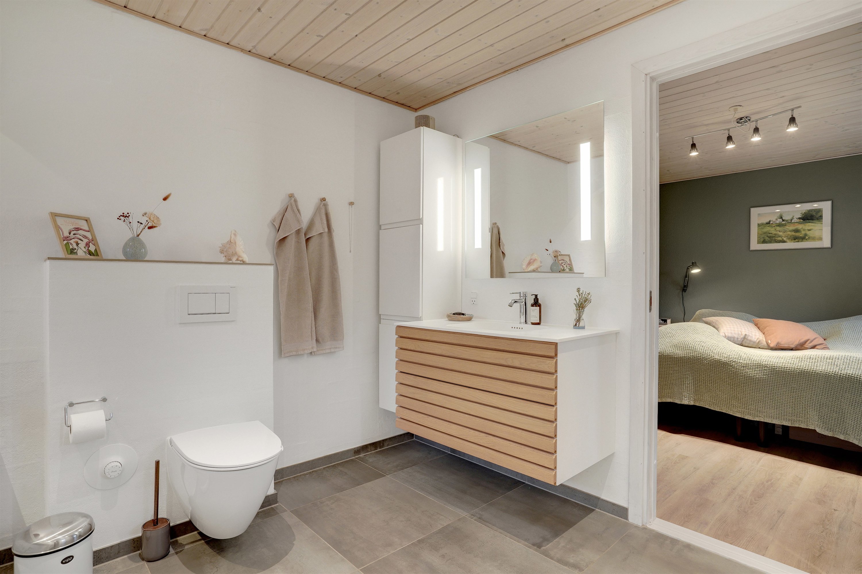 Fremhævet badeværelse billede i fuldskærmstilstand. Billede af Markskellet 43, 7190 Billund