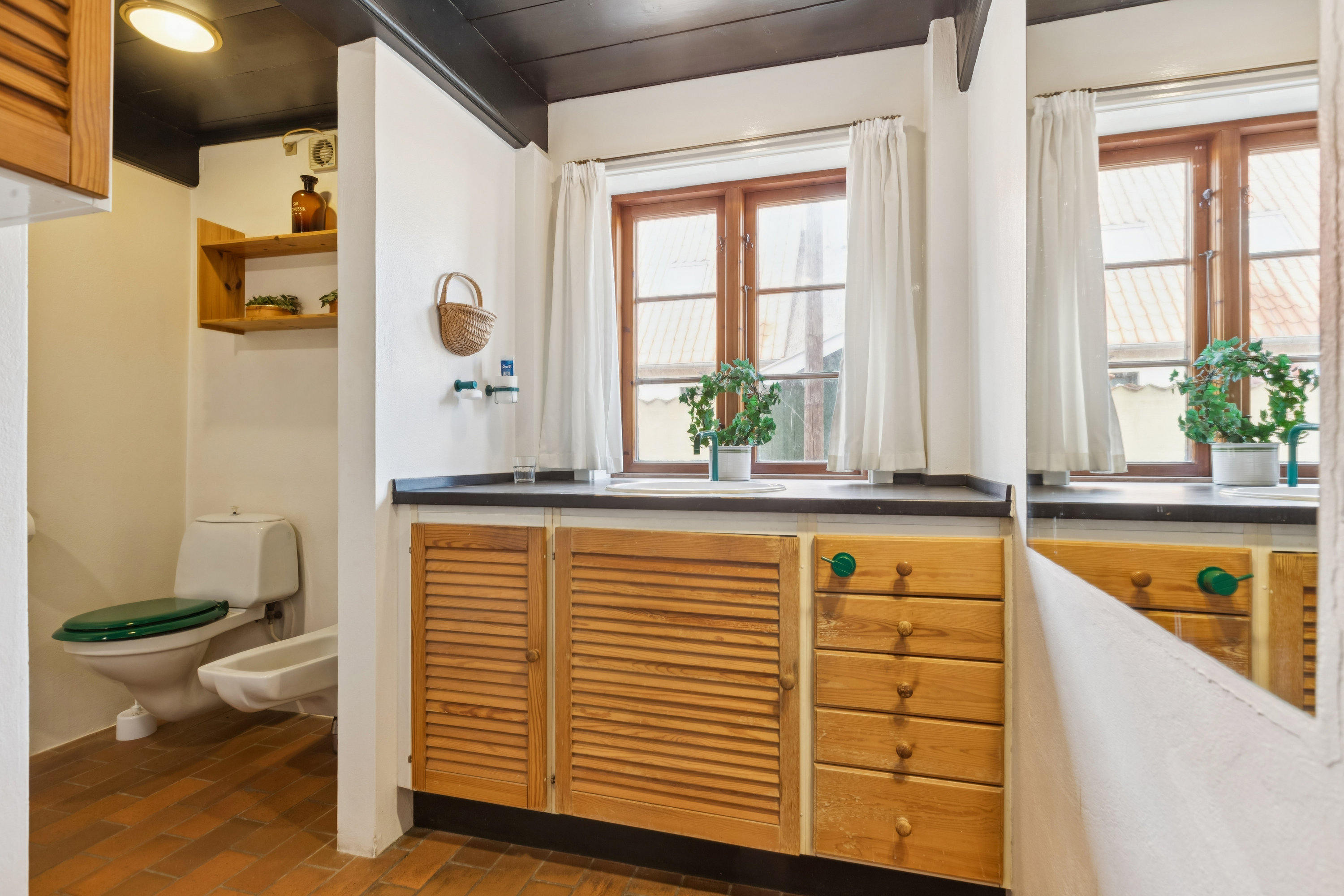 Fremhævet køkken billede i fuldskærmstilstand. Billede af Blegerstræde 3, 2791 Dragør