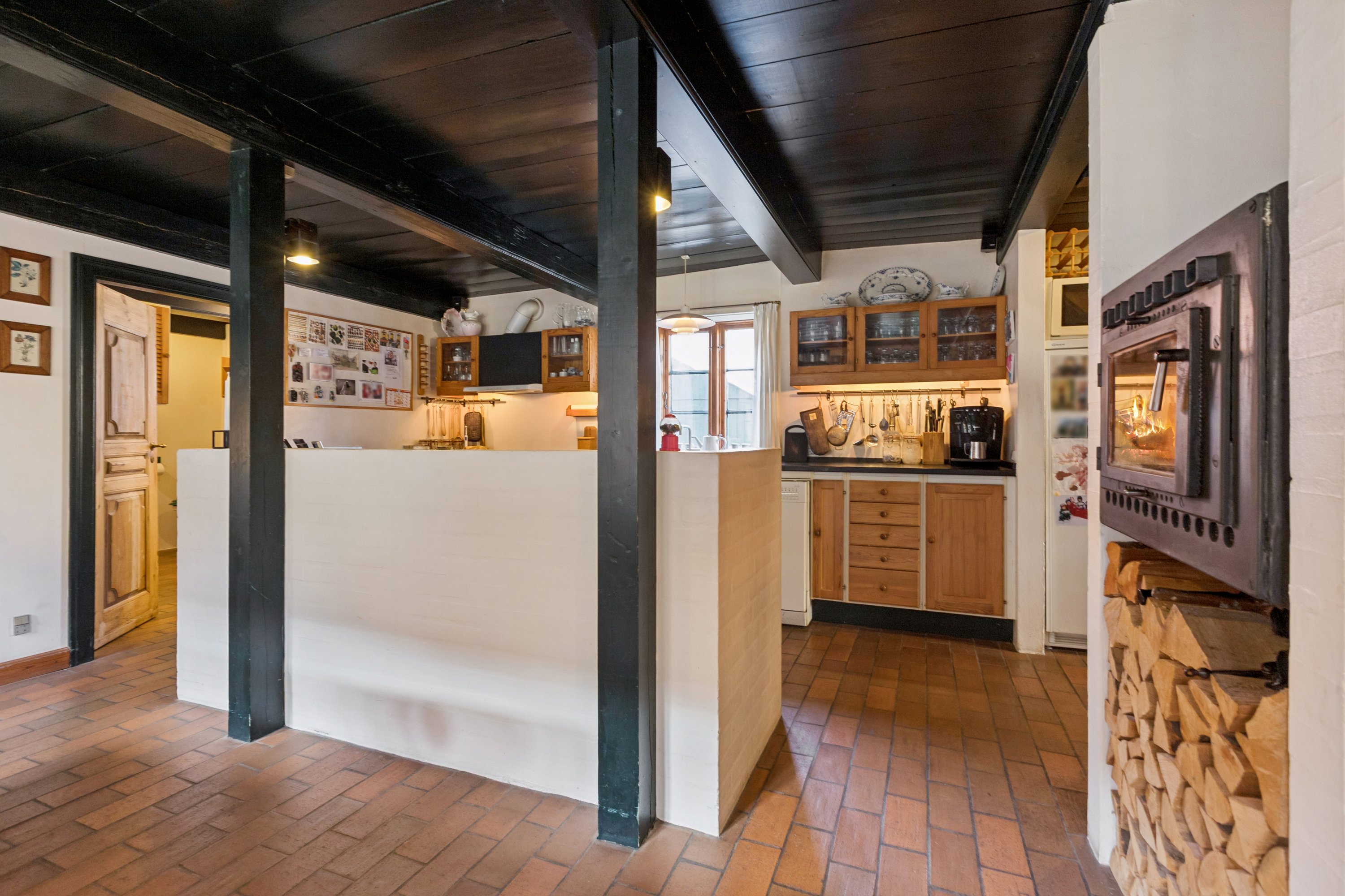 Fremhævet køkken billede i fuldskærmstilstand. Billede af Blegerstræde 3, 2791 Dragør