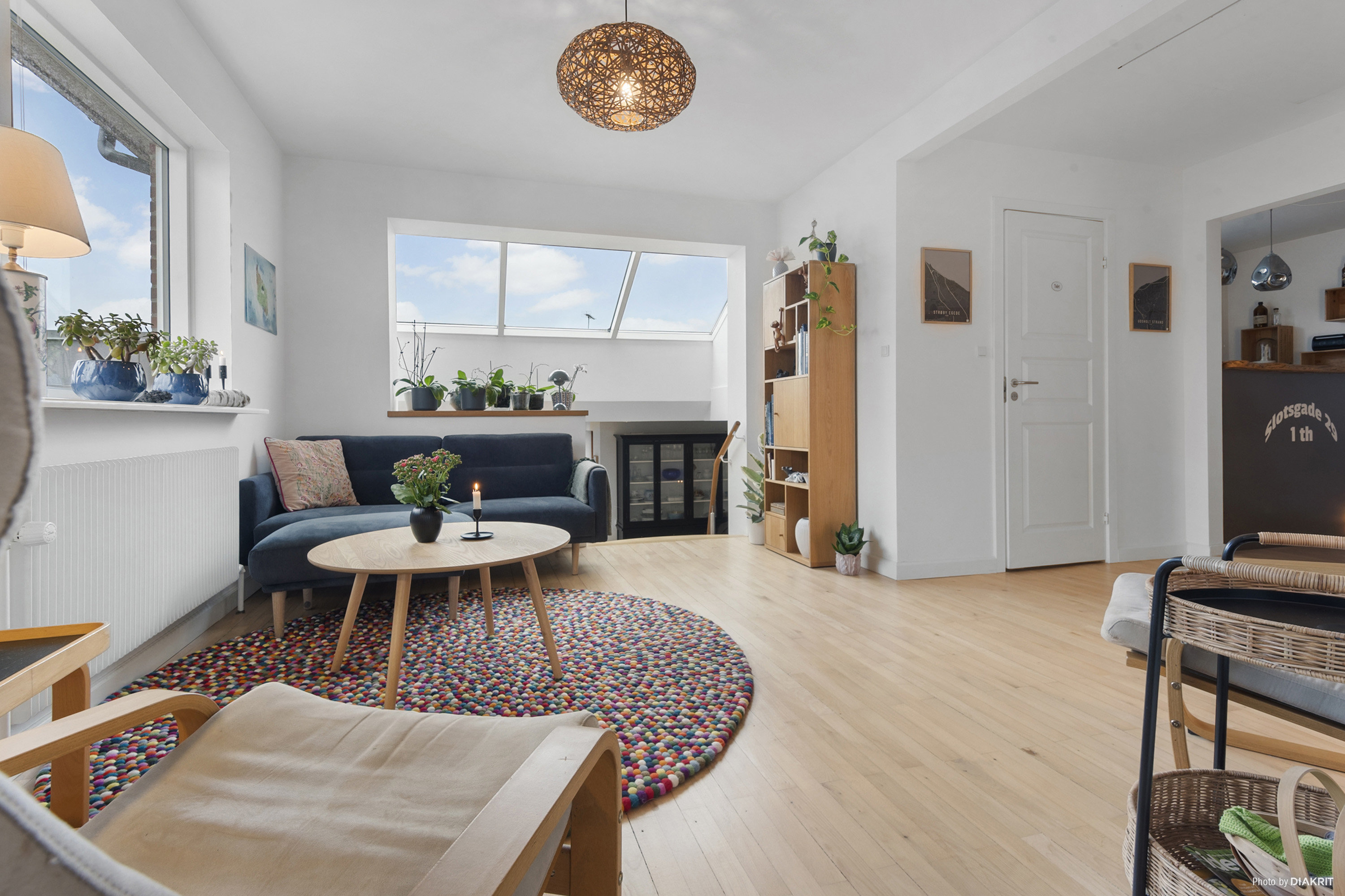 Fremhævet stue billede i fuldskærmstilstand. Billede af Trekronervej 1, Strøby Egede, 4600 Køge