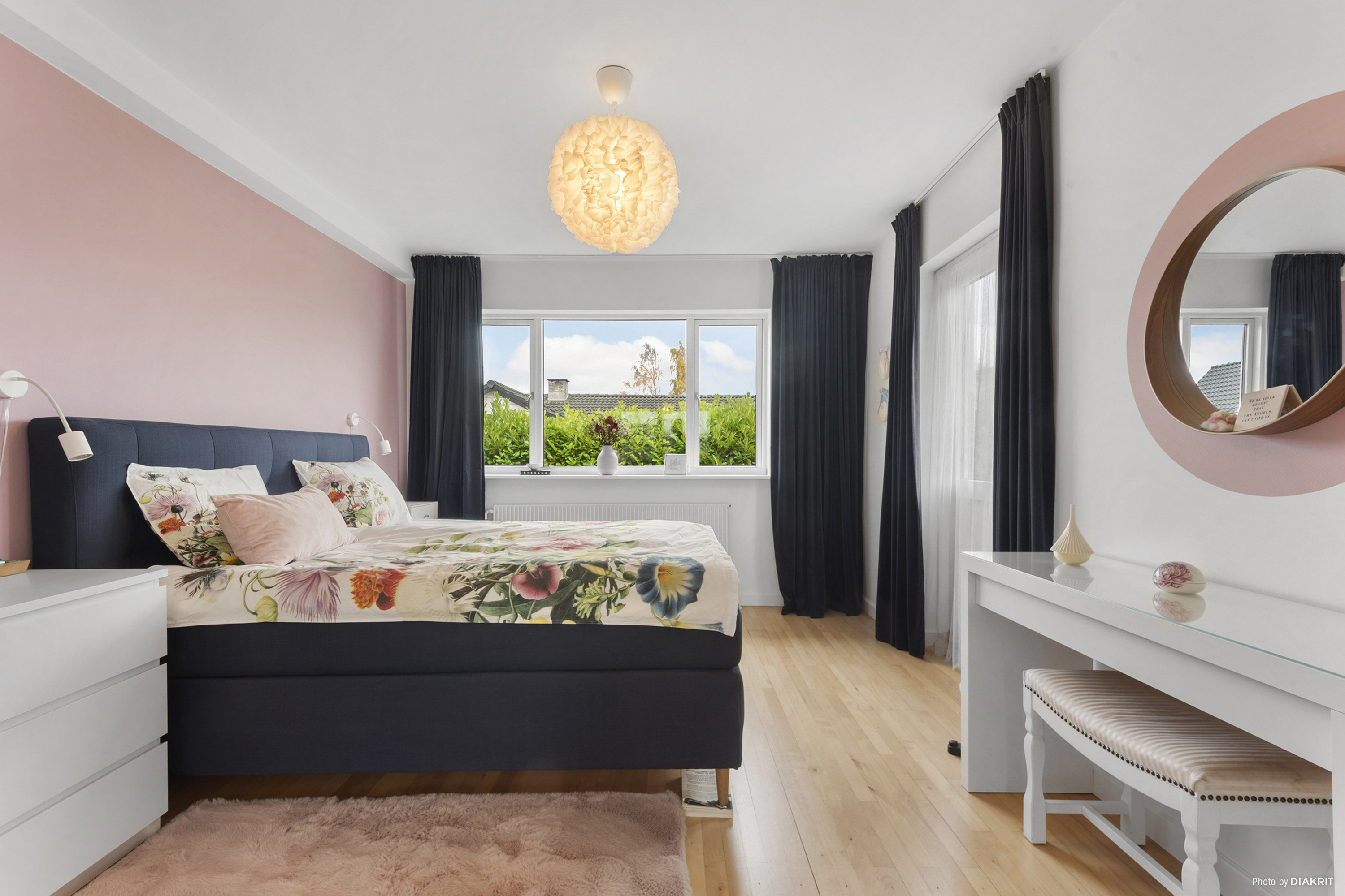 Fremhævet soveværelse billede i fuldskærmstilstand. Billede af Trekronervej 1, Strøby Egede, 4600 Køge