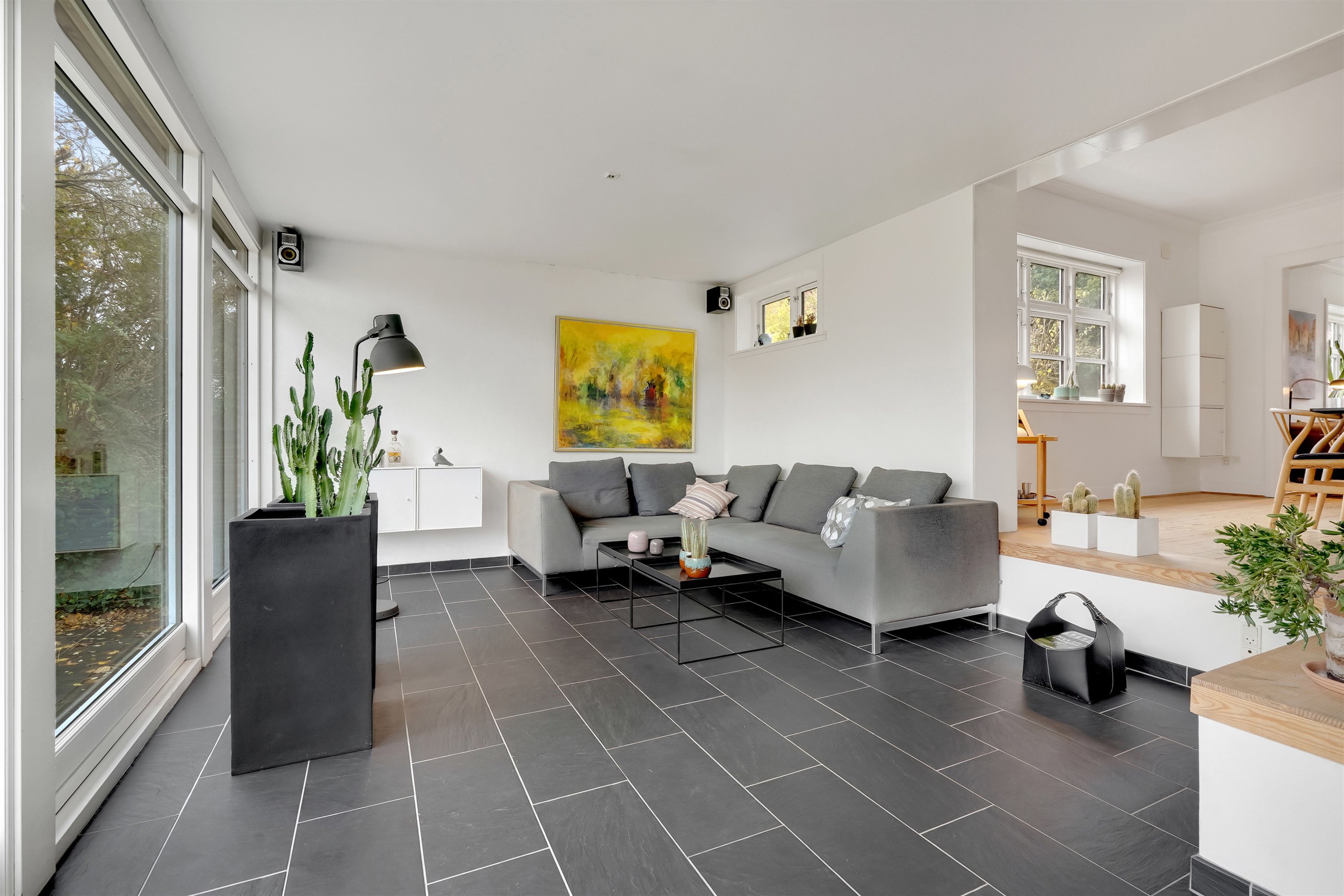 Fremhævet stue billede i fuldskærmstilstand. Billede af Baldursgade 41, 6700 Esbjerg