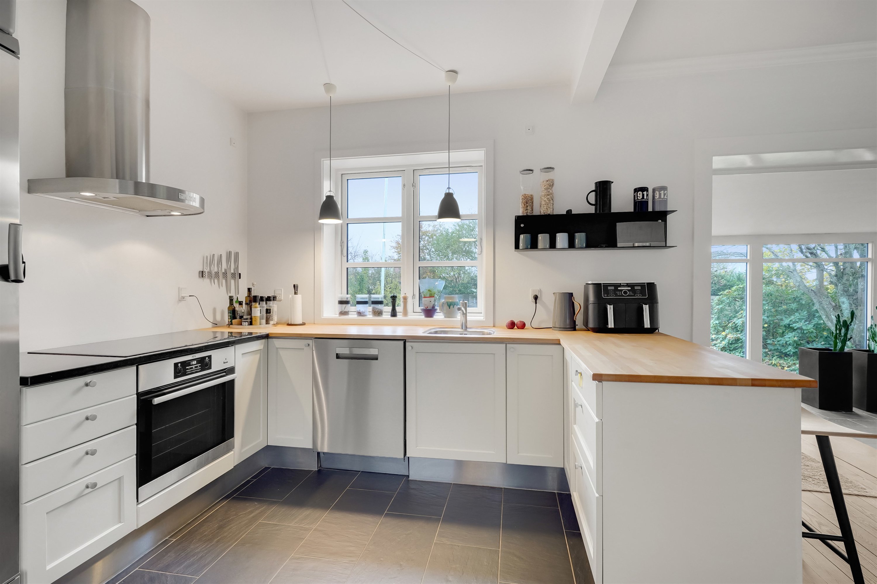 Fremhævet køkken billede i fuldskærmstilstand. Billede af Baldursgade 41, 6700 Esbjerg