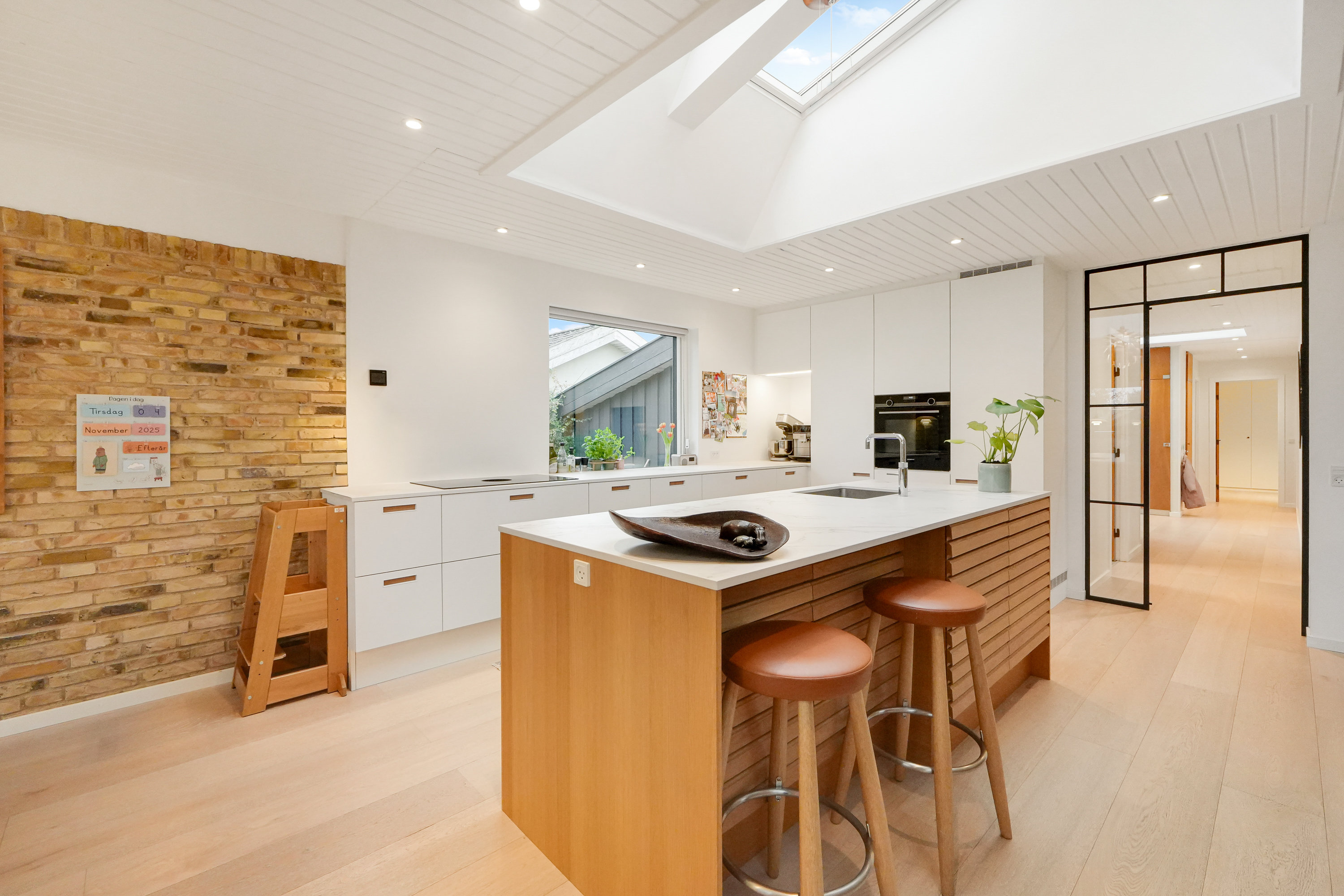 Fremhævet andet billede i fuldskærmstilstand. Billede af Sjælsøvej 49, 3460 Birkerød