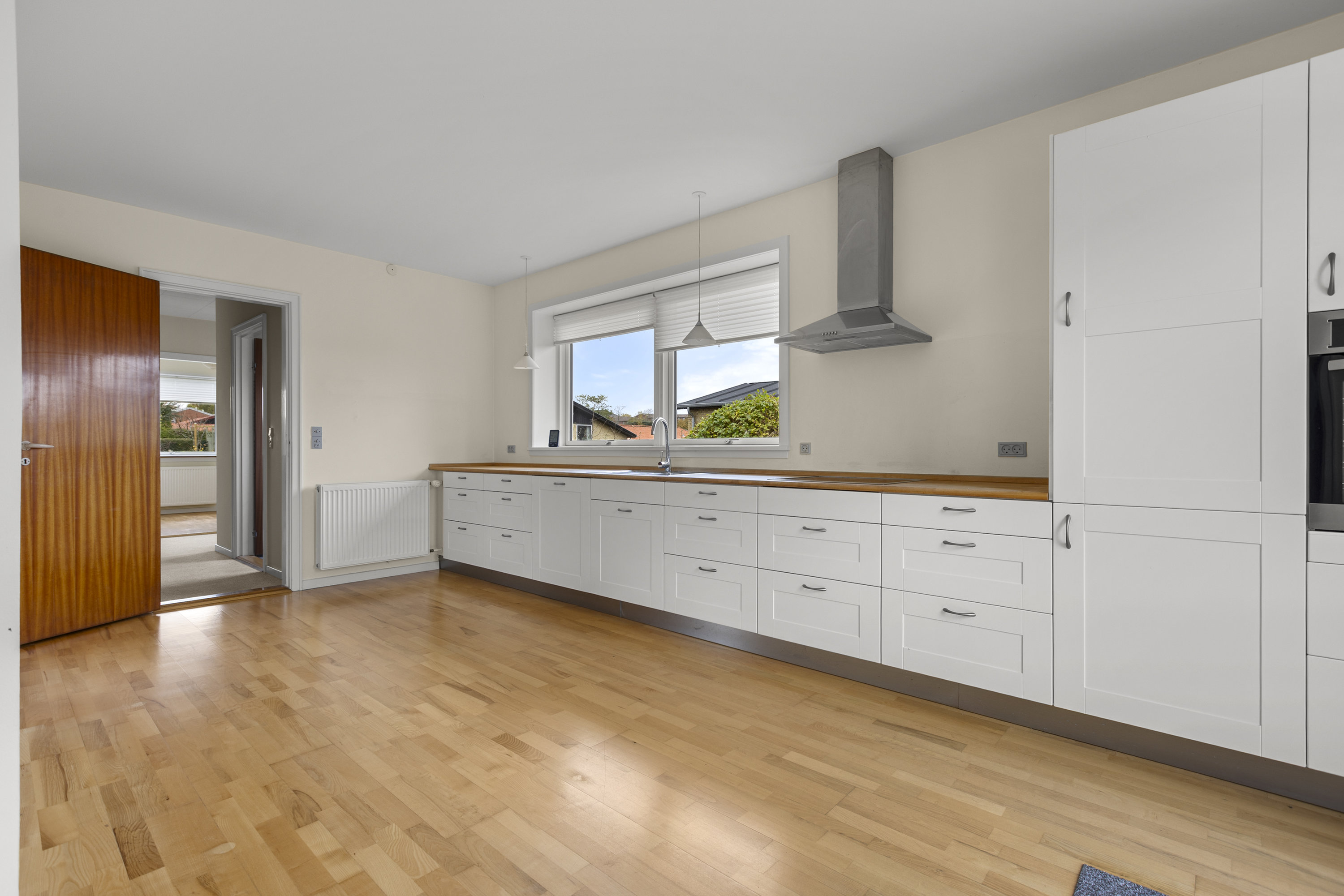 Fremhævet køkken billede i fuldskærmstilstand. Billede af Asser Rigsvej 4, 4400 Kalundborg