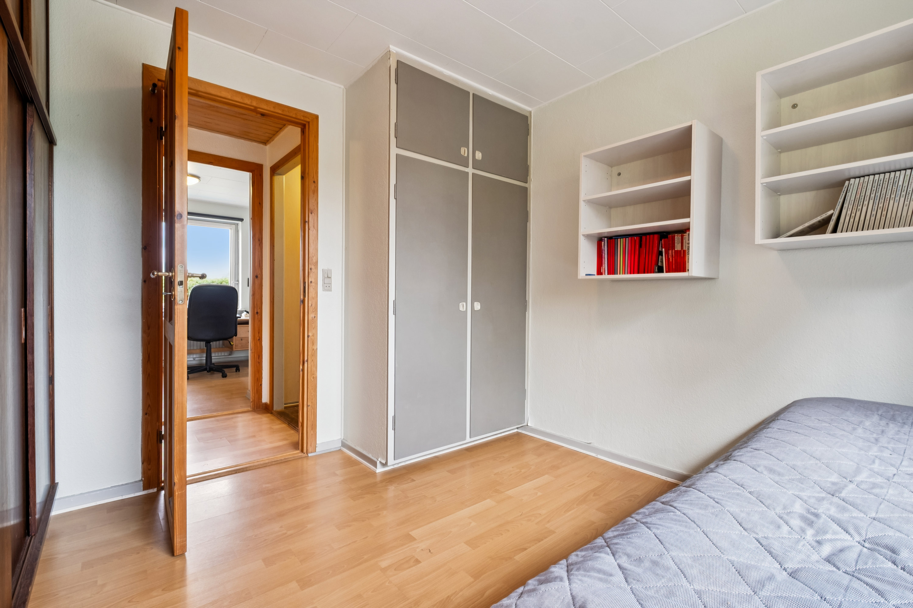 Fremhævet gang billede i fuldskærmstilstand. Billede af Barrit Langgade 72, 7150 Barrit