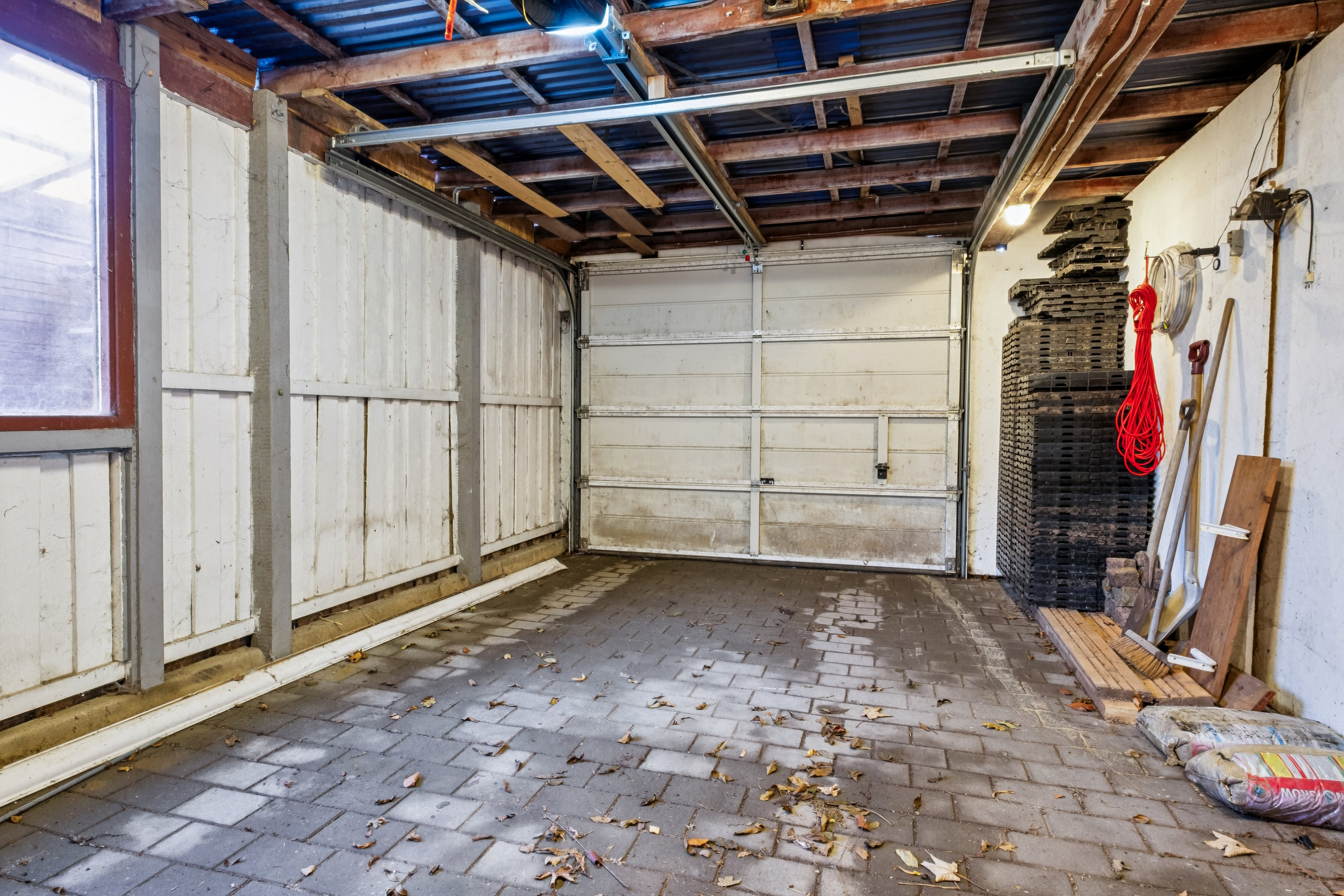 Fremhævet garage billede i fuldskærmstilstand. Billede af Barrit Langgade 72, 7150 Barrit