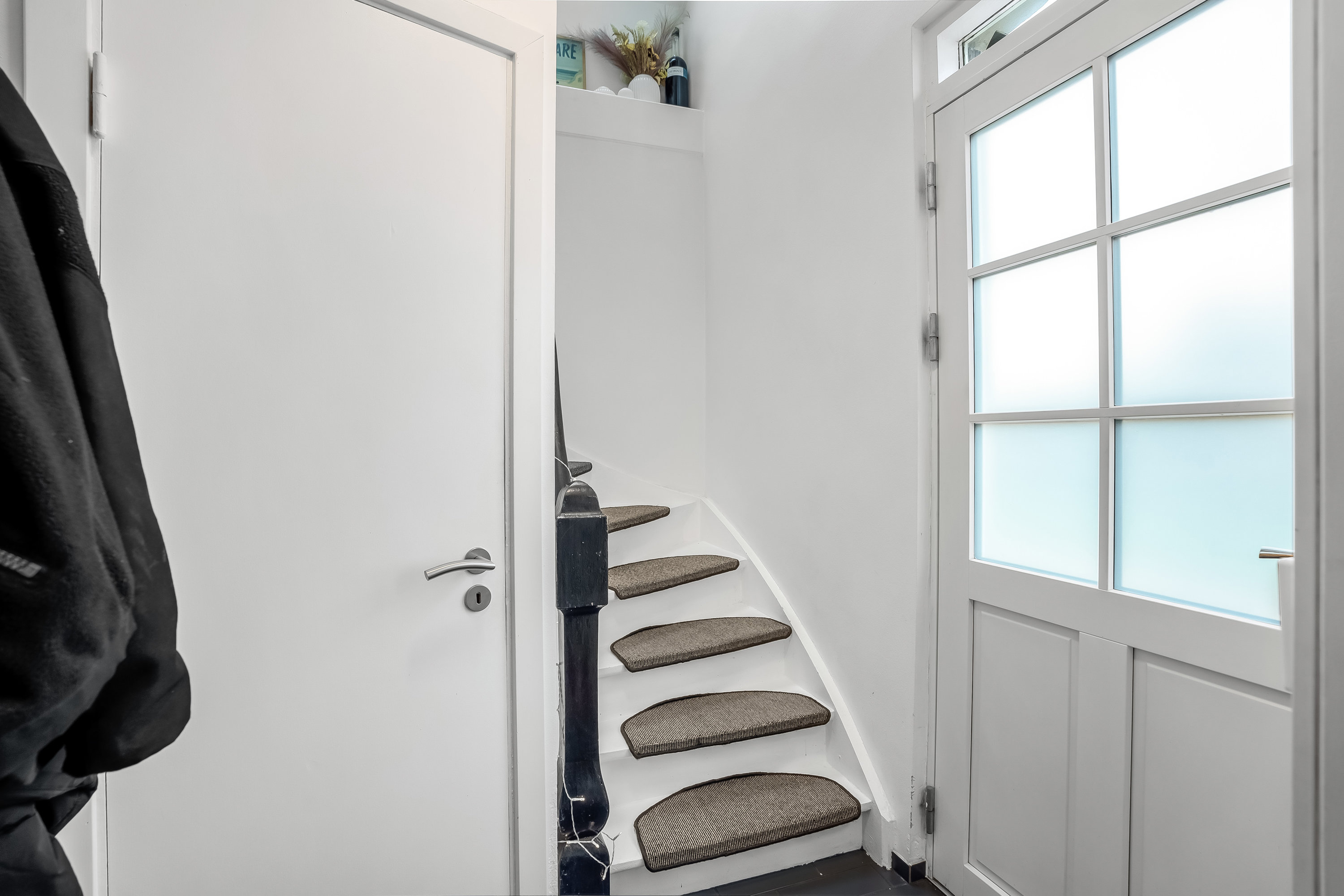 Fremhævet trappe billede i fuldskærmstilstand. Billede af Skandsen 68, 4900 Nakskov