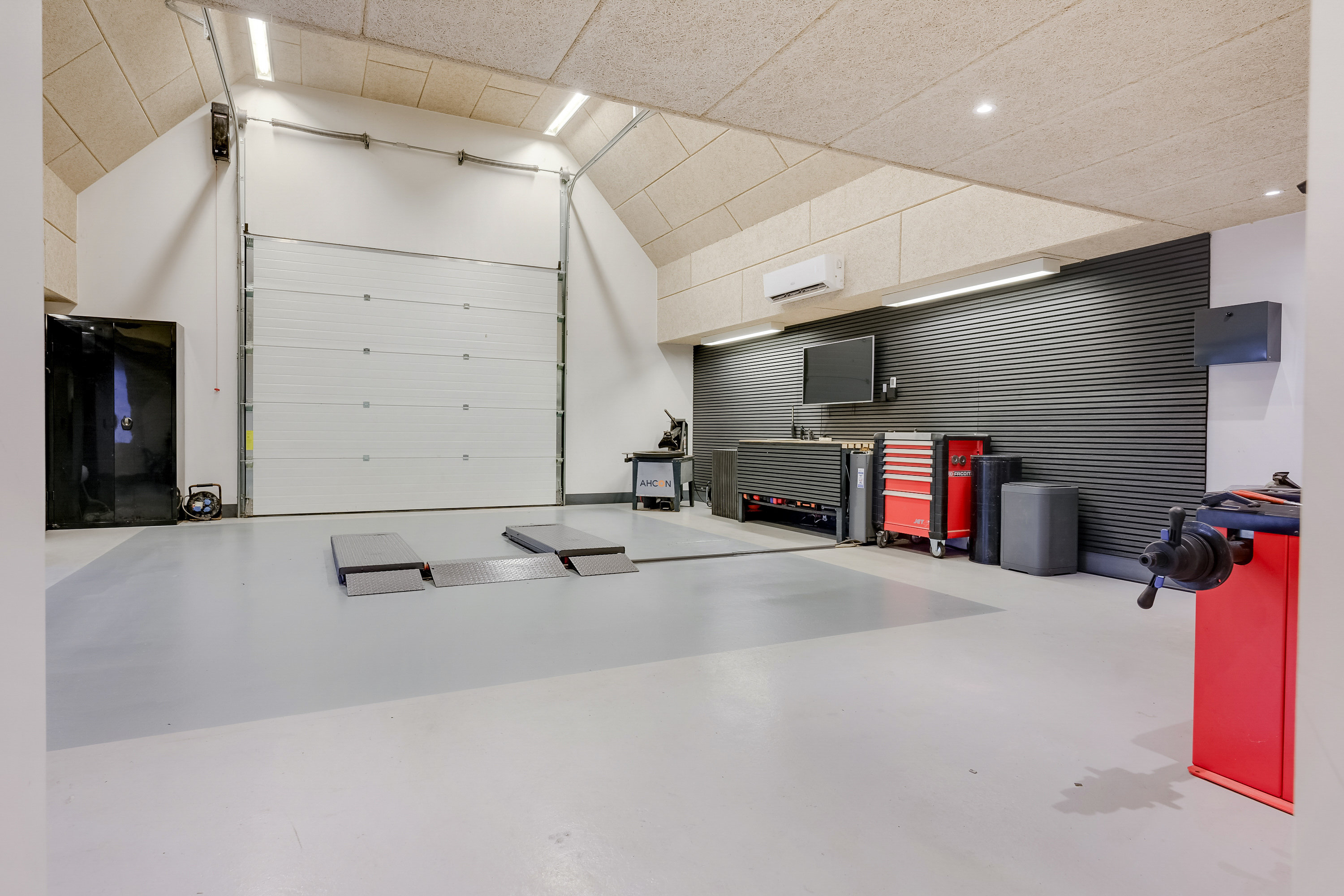 Fremhævet værksted billede i fuldskærmstilstand. Billede af Dådyrbakken 96, 5500 Middelfart