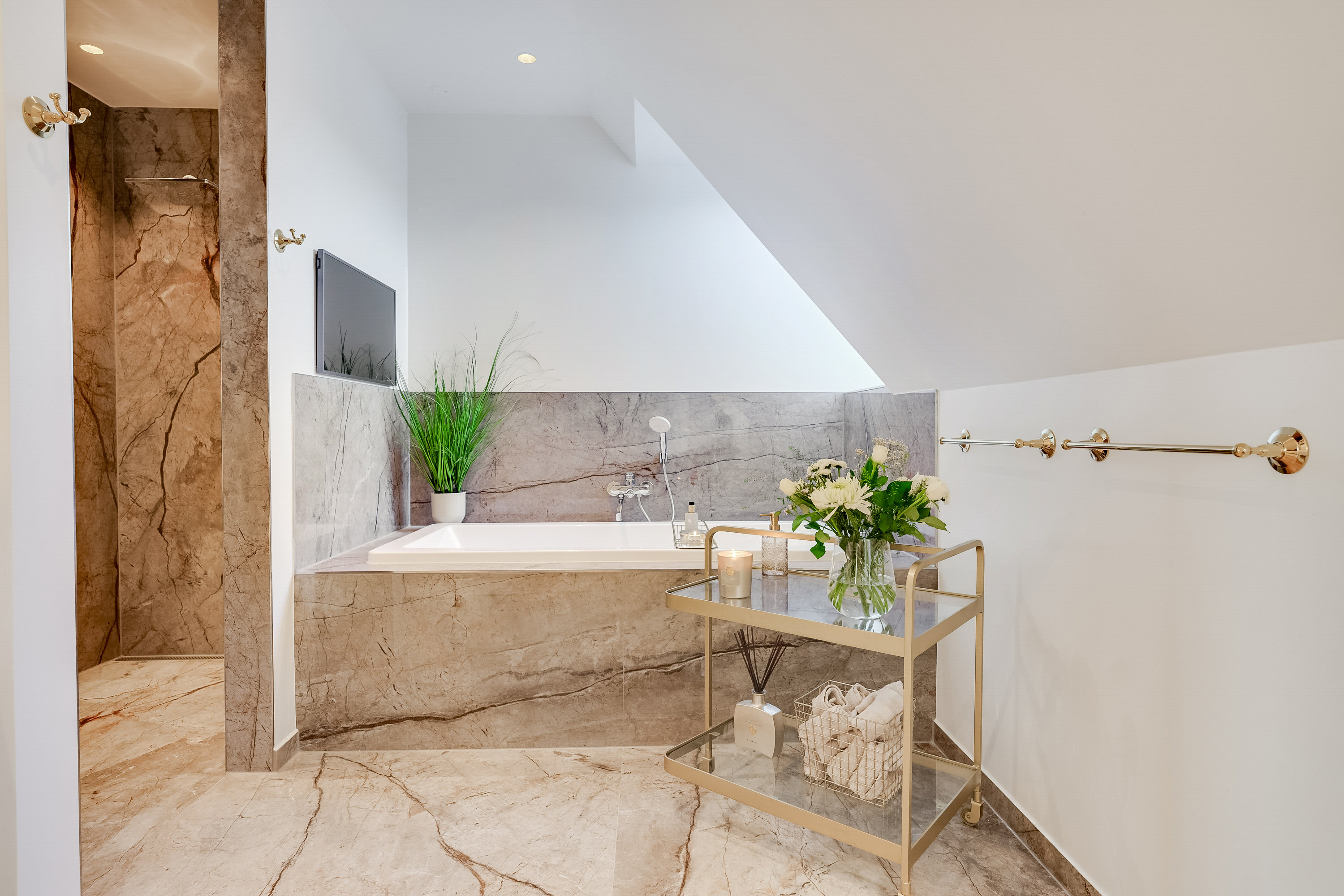 Fremhævet badeværelse billede i fuldskærmstilstand. Billede af Dådyrbakken 96, 5500 Middelfart