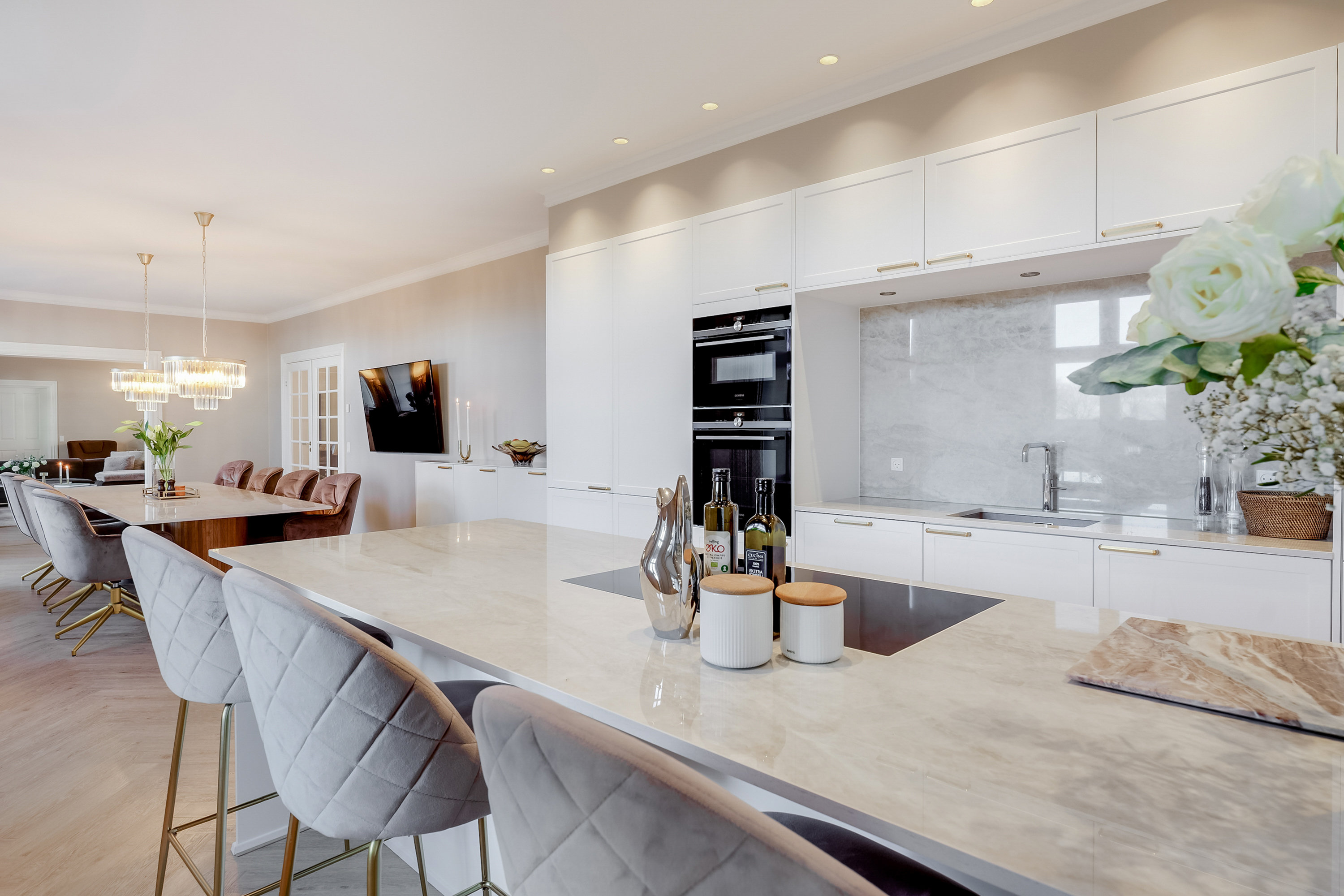 Fremhævet køkken alrum billede i fuldskærmstilstand. Billede af Dådyrbakken 96, 5500 Middelfart