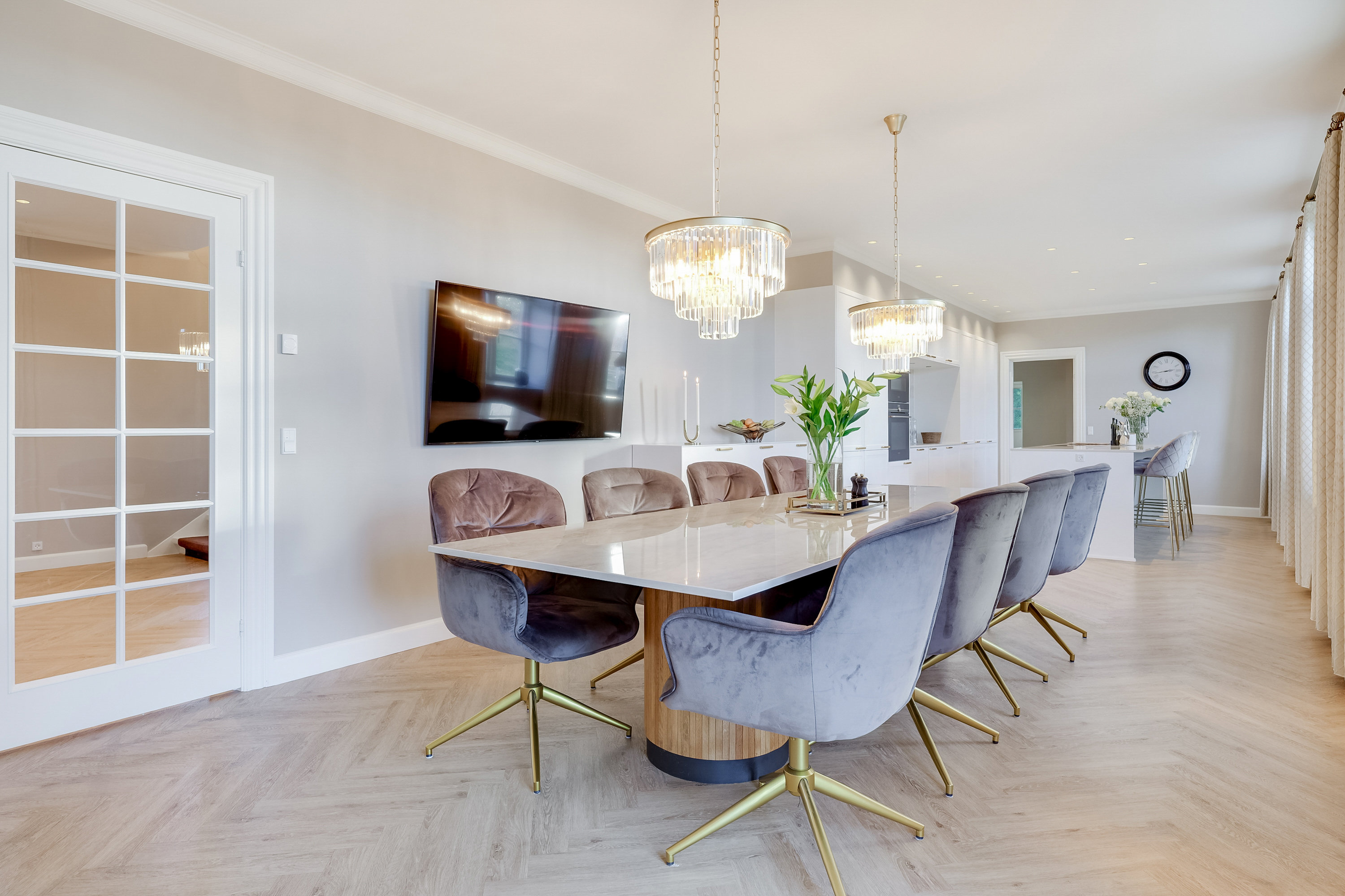 Fremhævet køkken alrum billede i fuldskærmstilstand. Billede af Dådyrbakken 96, 5500 Middelfart