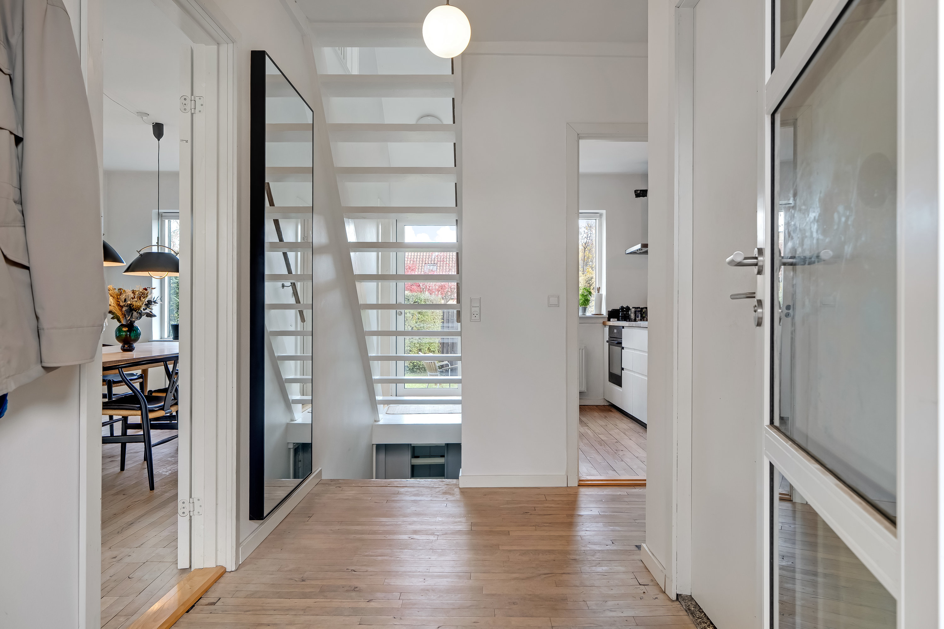 Fremhævet  billede i fuldskærmstilstand. Billede af Kaplevej 76, 2830 Virum