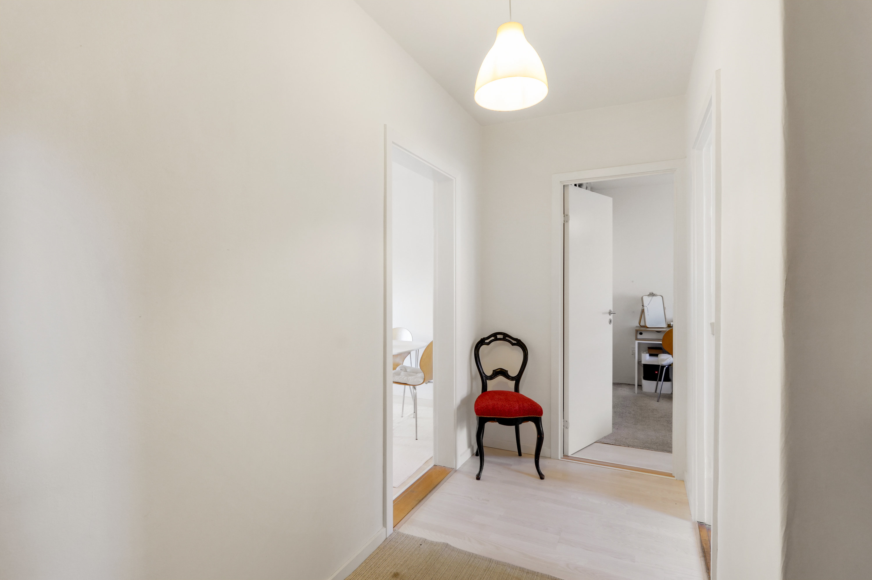 Fremhævet andet billede i fuldskærmstilstand. Billede af Novembervej 11, 1. th., 2860 Søborg