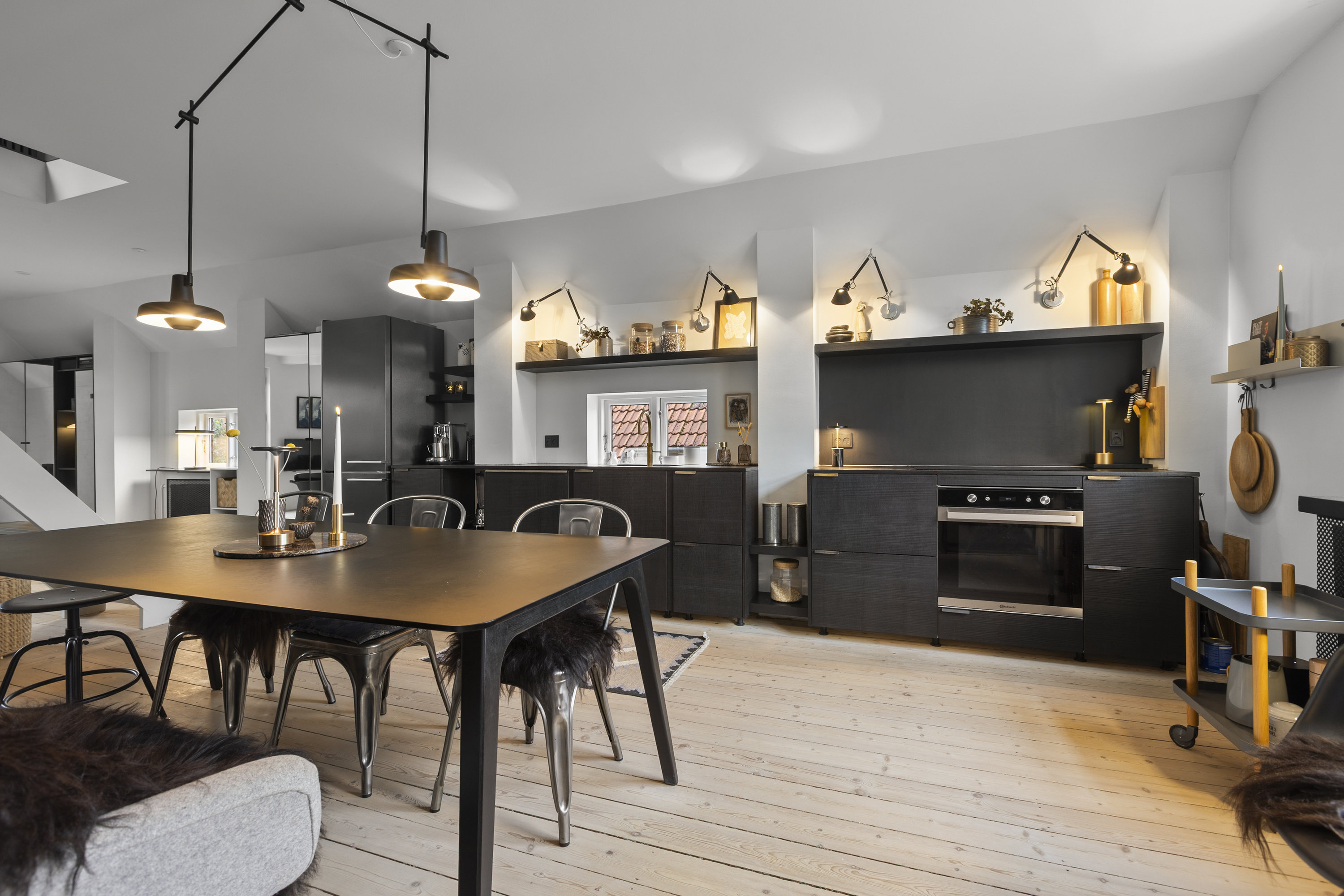 Fremhævet køkken billede i fuldskærmstilstand. Billede af Teglovnsvej 26, 1., 4100 Ringsted