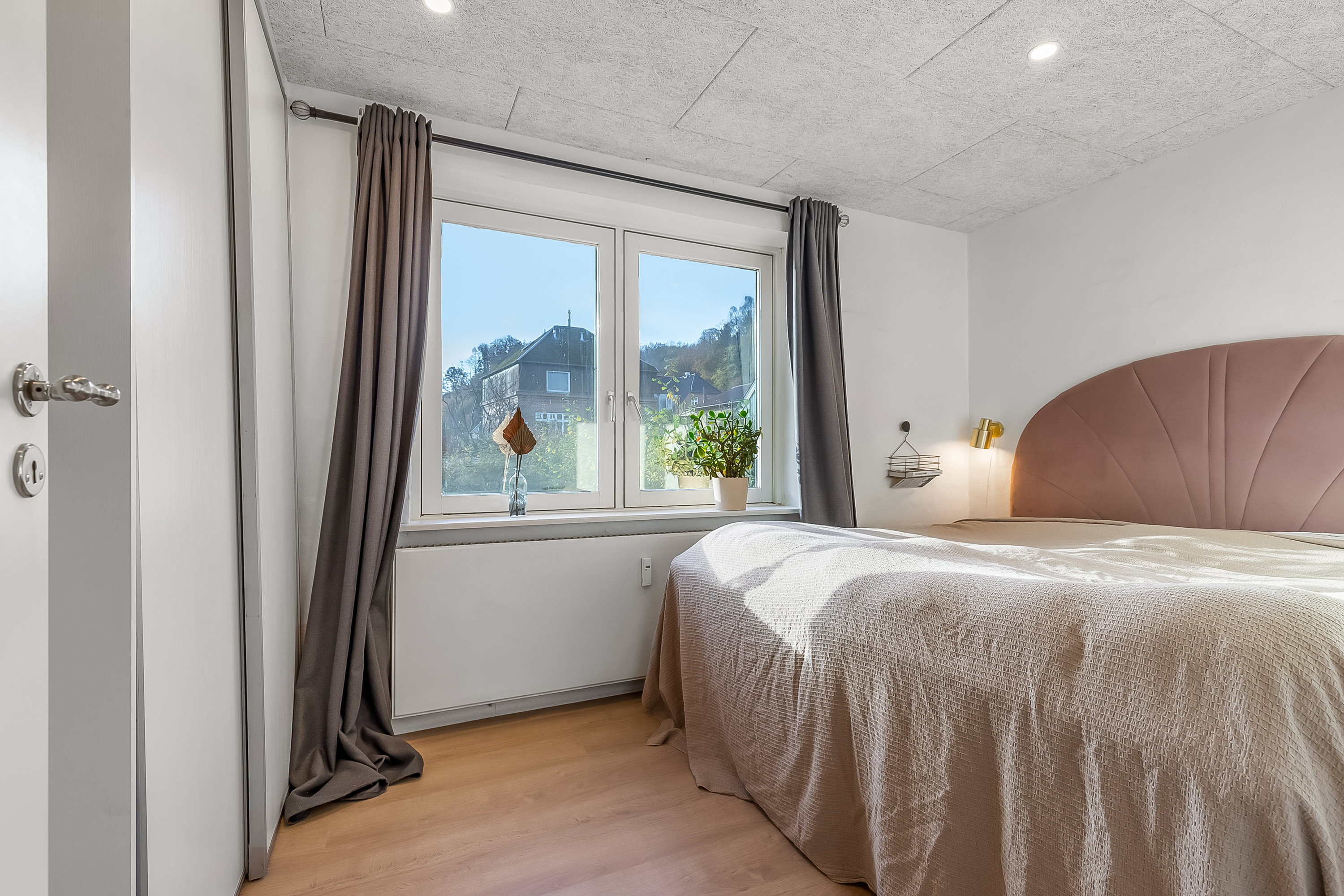 Fremhævet soveværelse billede i fuldskærmstilstand. Billede af Hostrupsvej 1, st.., 7100 Vejle