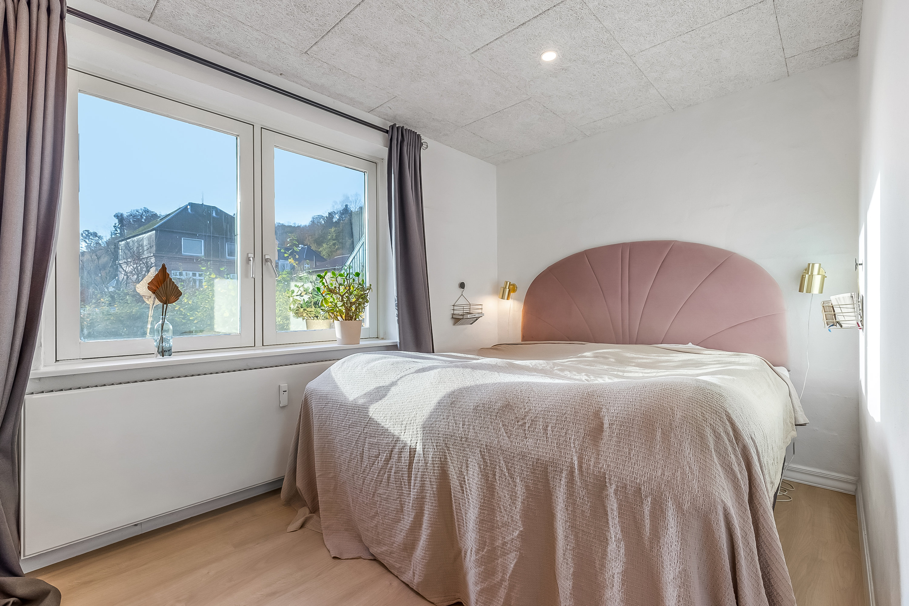 Fremhævet soveværelse billede i fuldskærmstilstand. Billede af Hostrupsvej 1, st.., 7100 Vejle