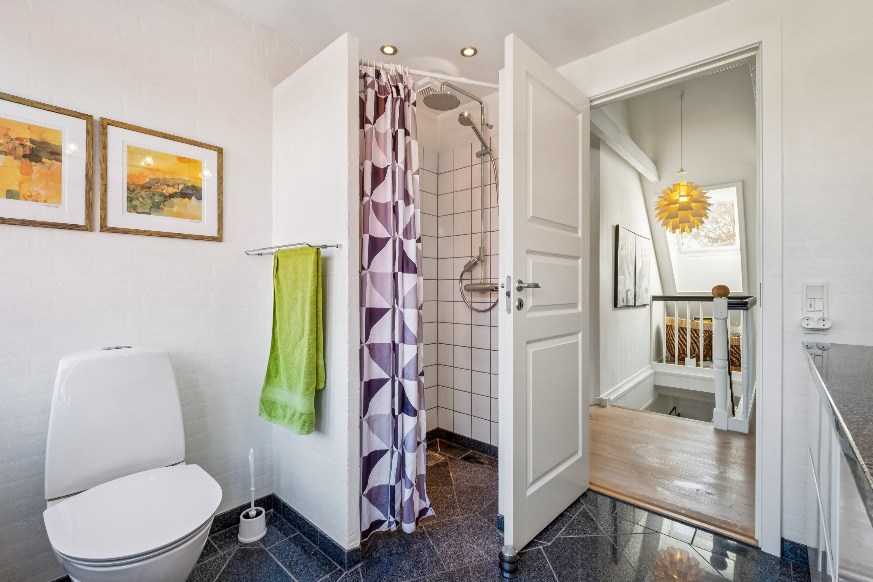 Fremhævet badeværelse billede i fuldskærmstilstand. Billede af Egebjergvej 180, 8700 Horsens