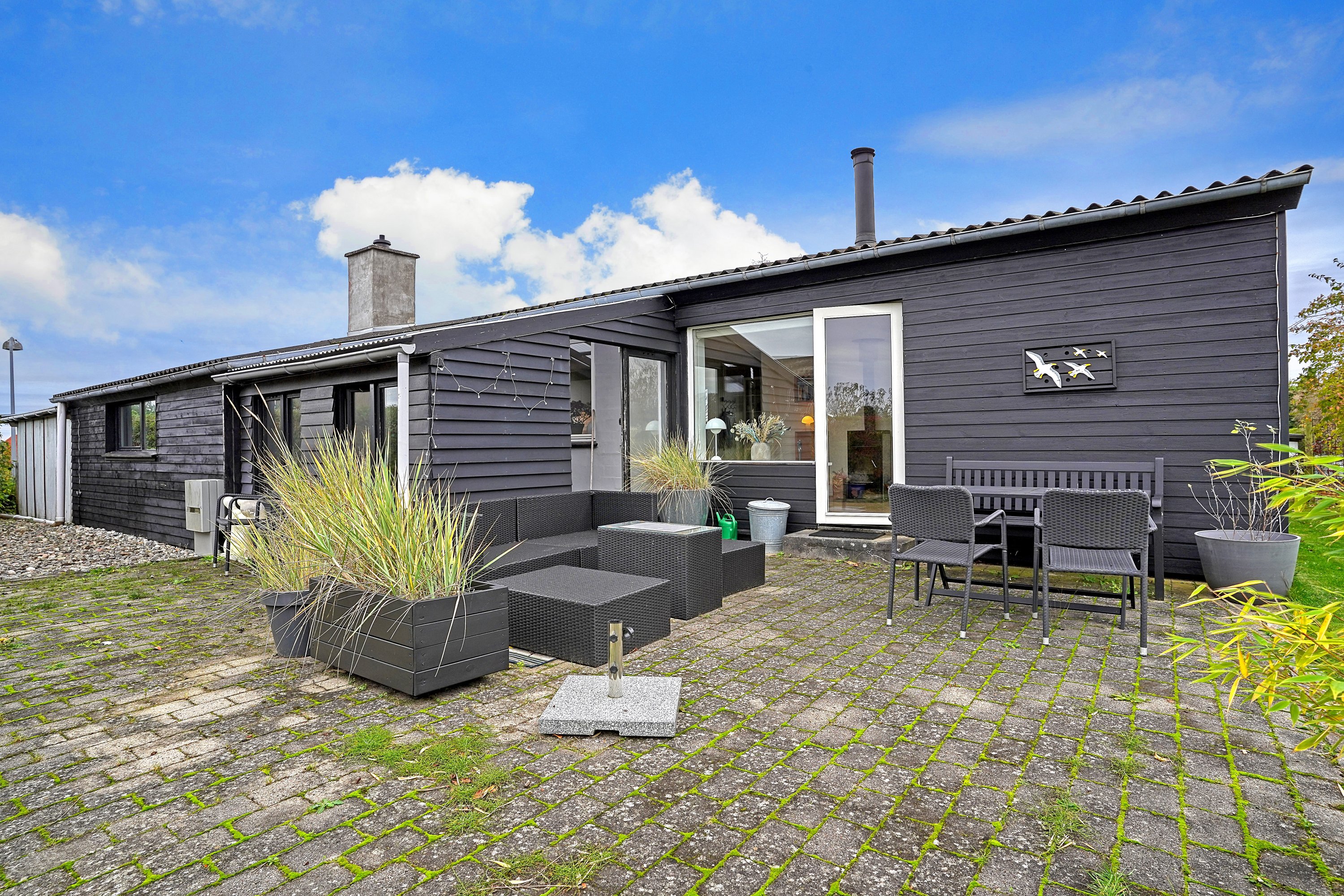 Miniaturebillede 1: terrasse. Billede af Teglværksvej 7, 3140 Ålsgårde