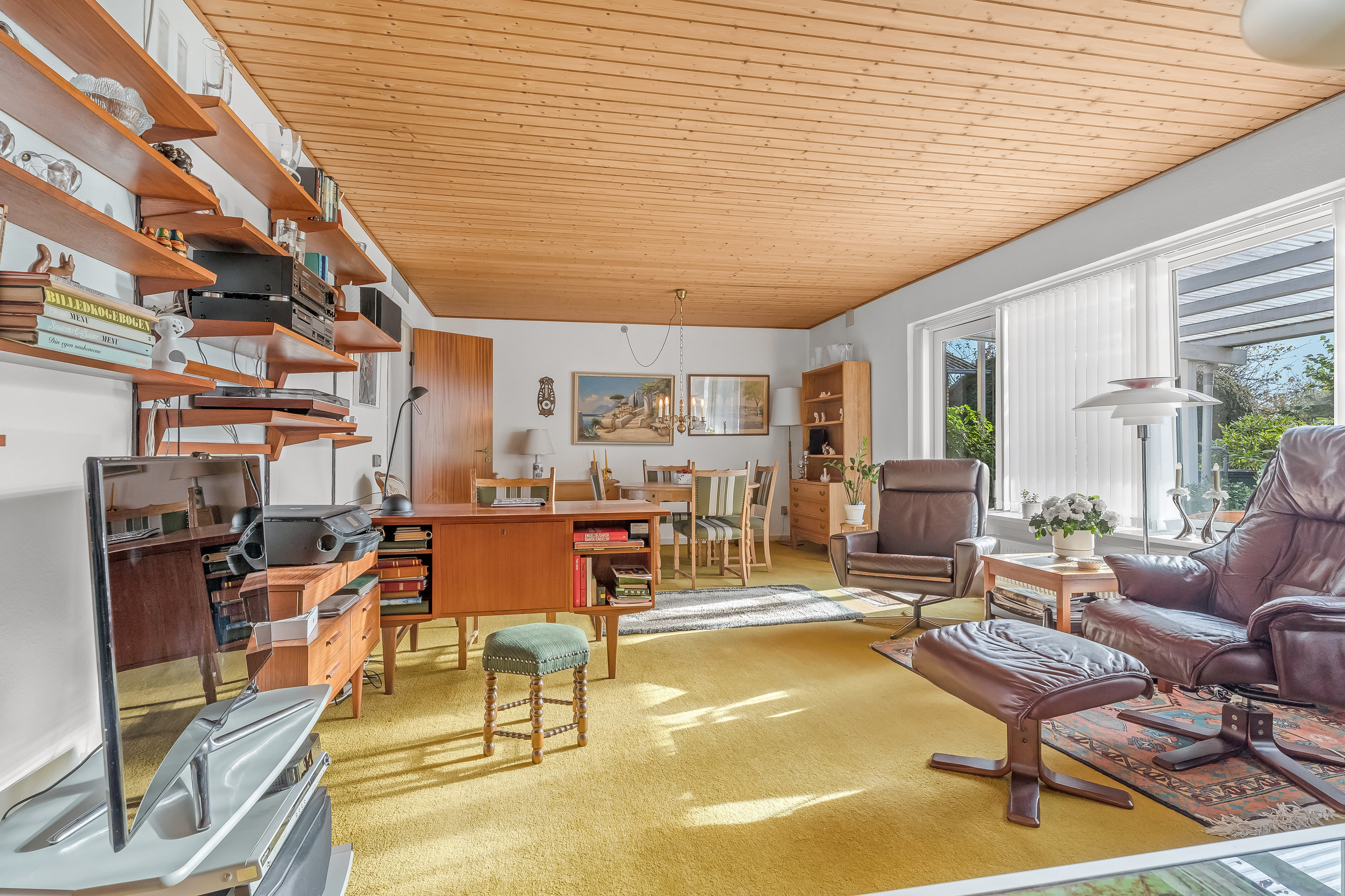 Fremhævet stue billede i fuldskærmstilstand. Billede af Egevej 6, Systofte Skovby, 4800 Nykøbing F