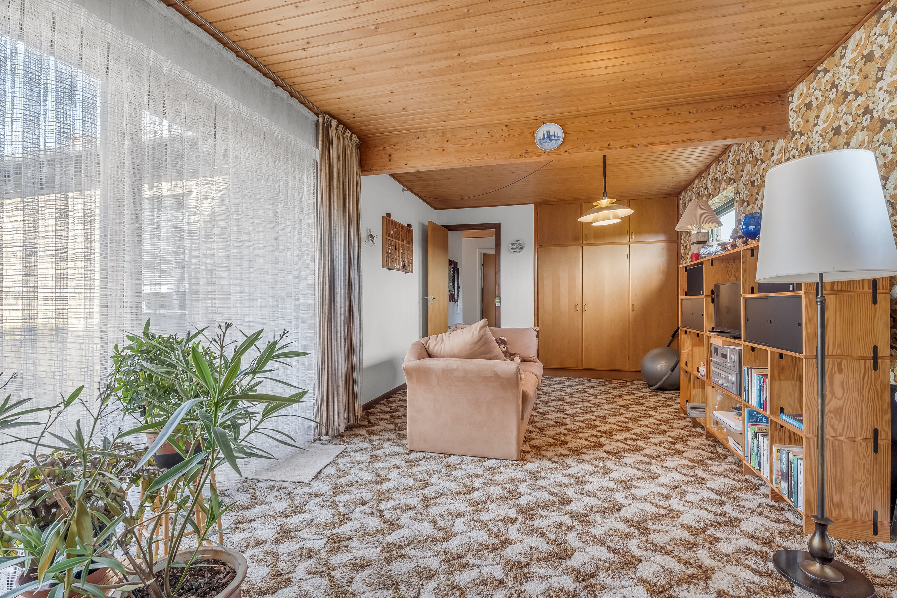 Fremhævet stue billede i fuldskærmstilstand. Billede af Egevej 6, Systofte Skovby, 4800 Nykøbing F