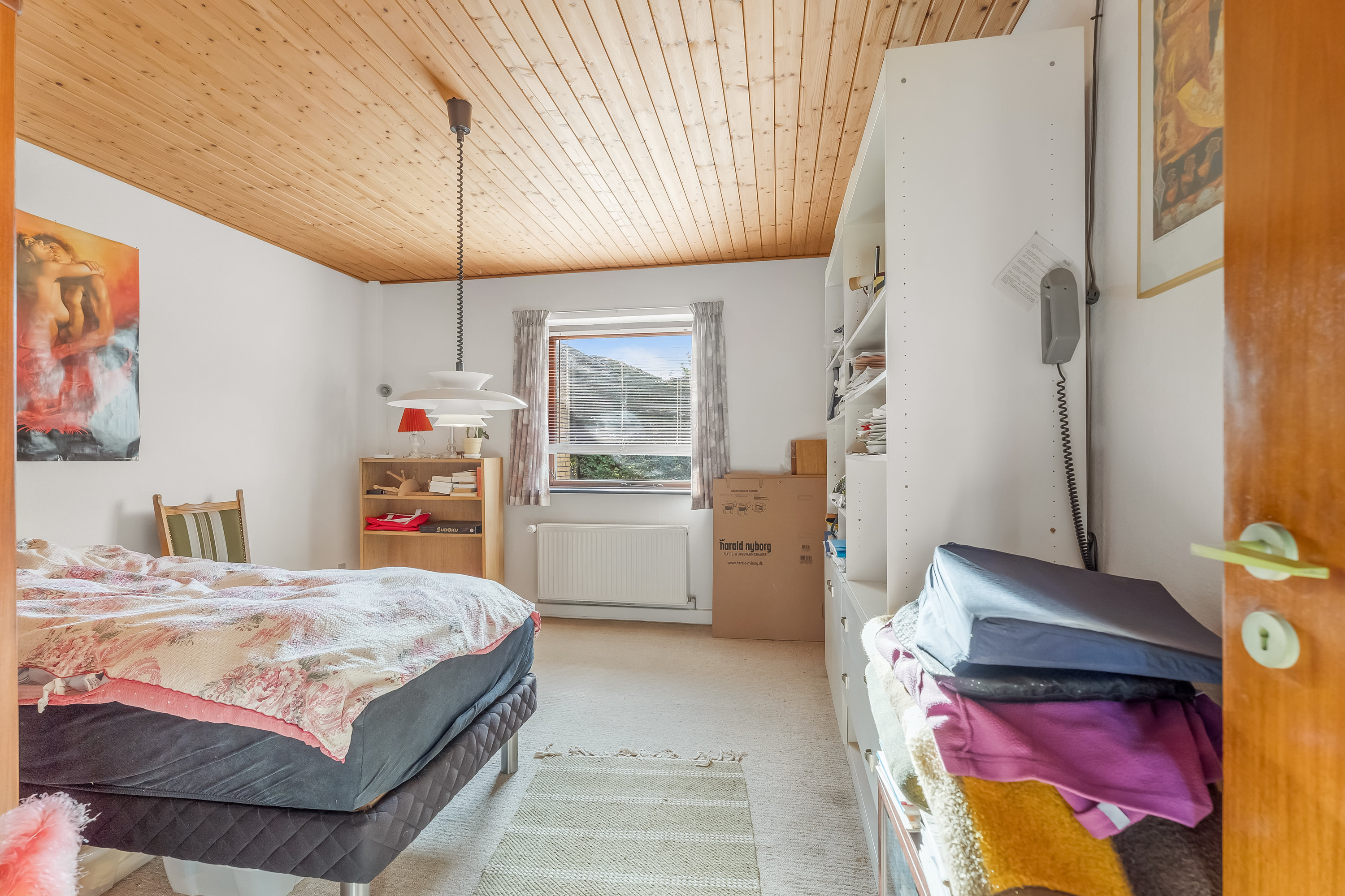 Fremhævet soveværelse billede i fuldskærmstilstand. Billede af Egevej 6, Systofte Skovby, 4800 Nykøbing F