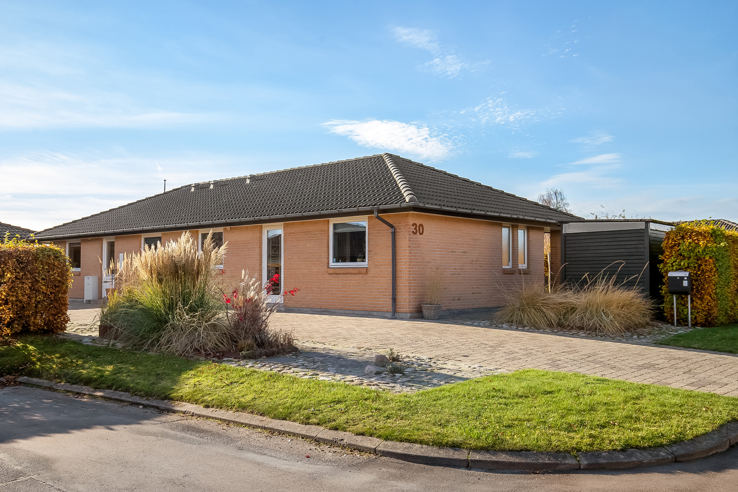 Villa: Ejendommen på Stagebjergparken 30, 6051 Almind