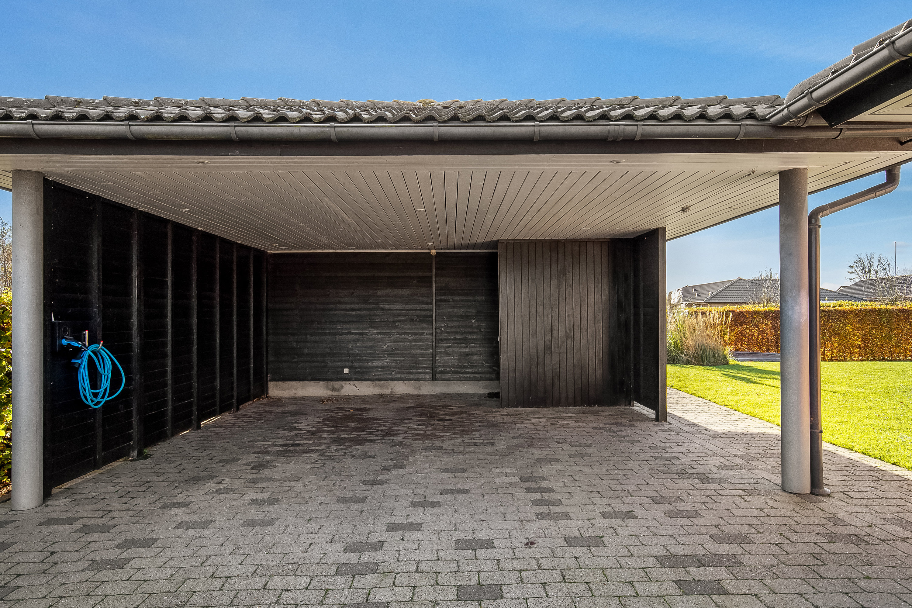 Fremhævet carport billede i fuldskærmstilstand. Billede af Stagebjergparken 30, 6051 Almind