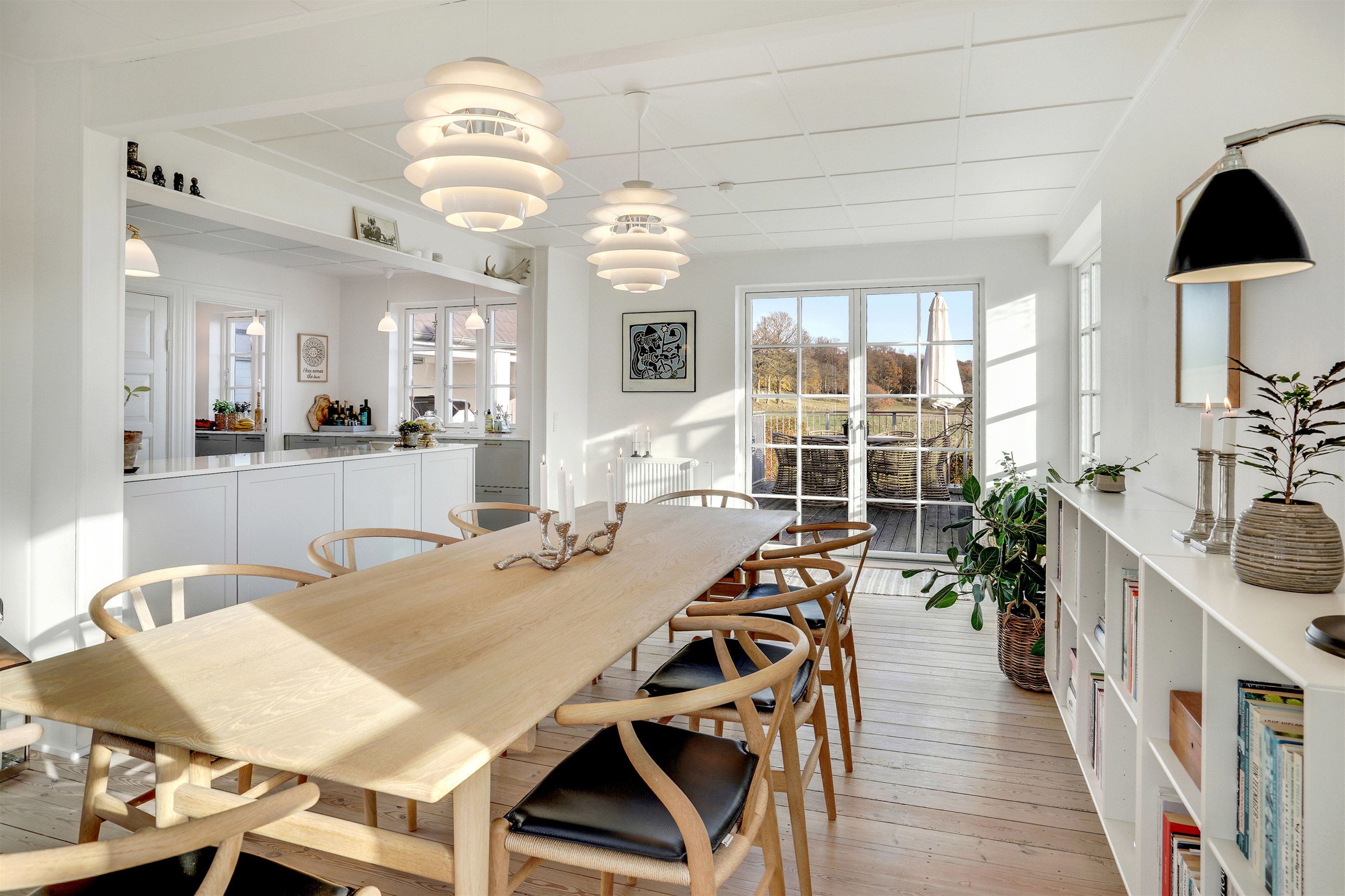 Fremhævet spisestue billede i fuldskærmstilstand. Billede af De Lichtenbergs Vej 22, Nørup, 7182 Bredsten