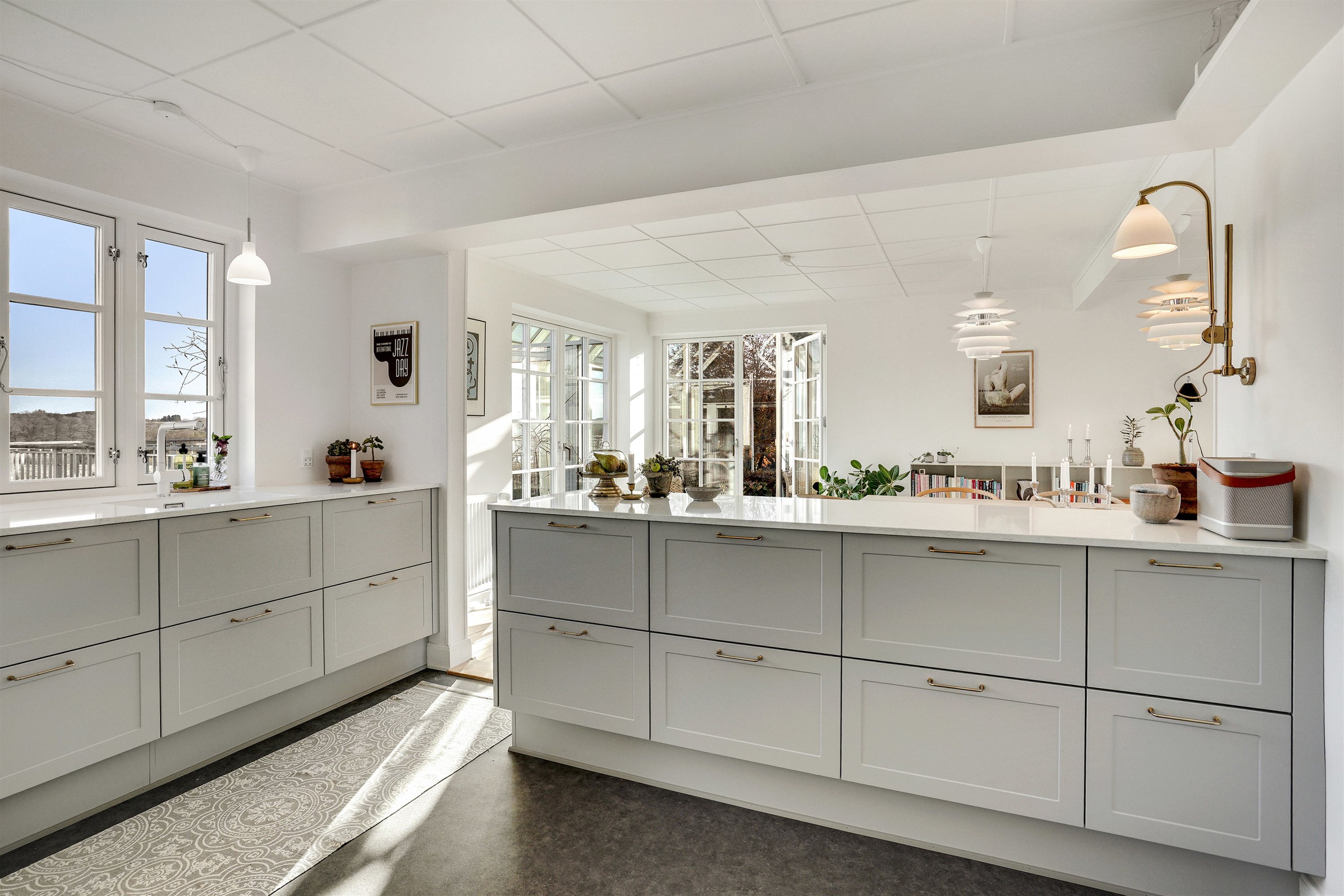 Fremhævet køkken billede i fuldskærmstilstand. Billede af De Lichtenbergs Vej 22, Nørup, 7182 Bredsten