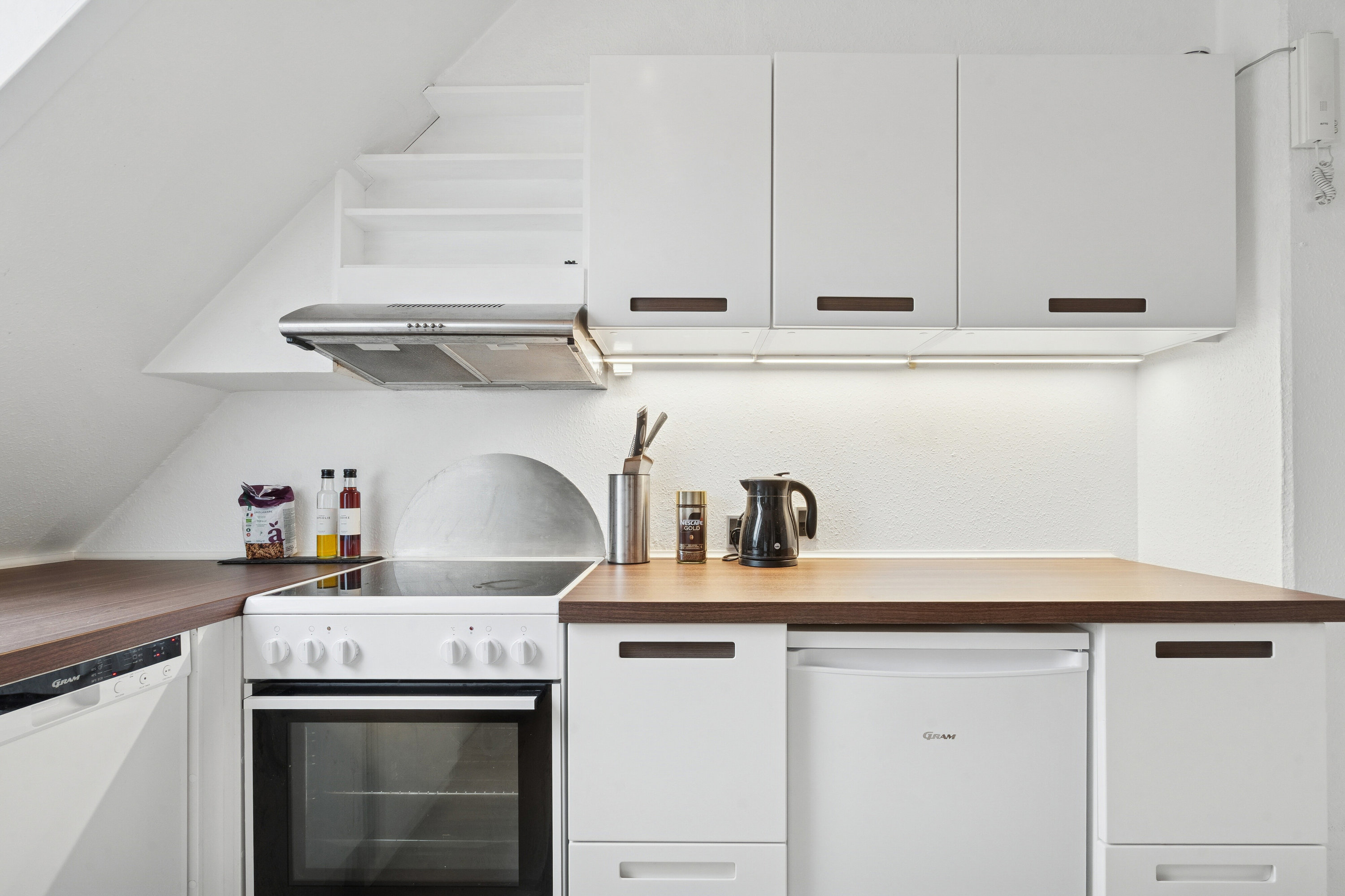 Fremhævet køkken billede i fuldskærmstilstand. Billede af Nørre Allé 89, 2. tv., 8000 Aarhus C