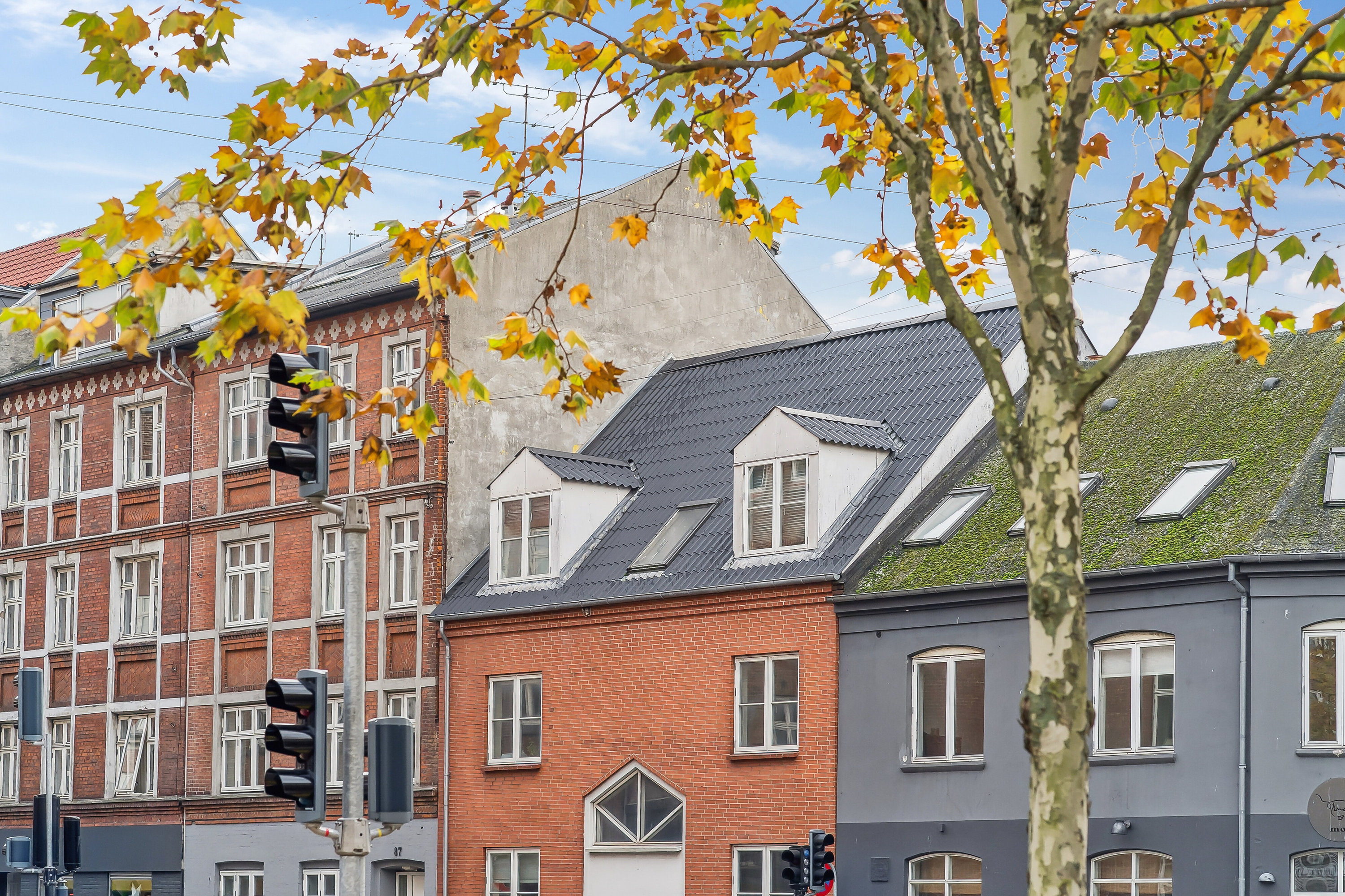 Fremhævet udendørs billede i fuldskærmstilstand. Billede af Nørre Allé 89, 2. tv., 8000 Aarhus C