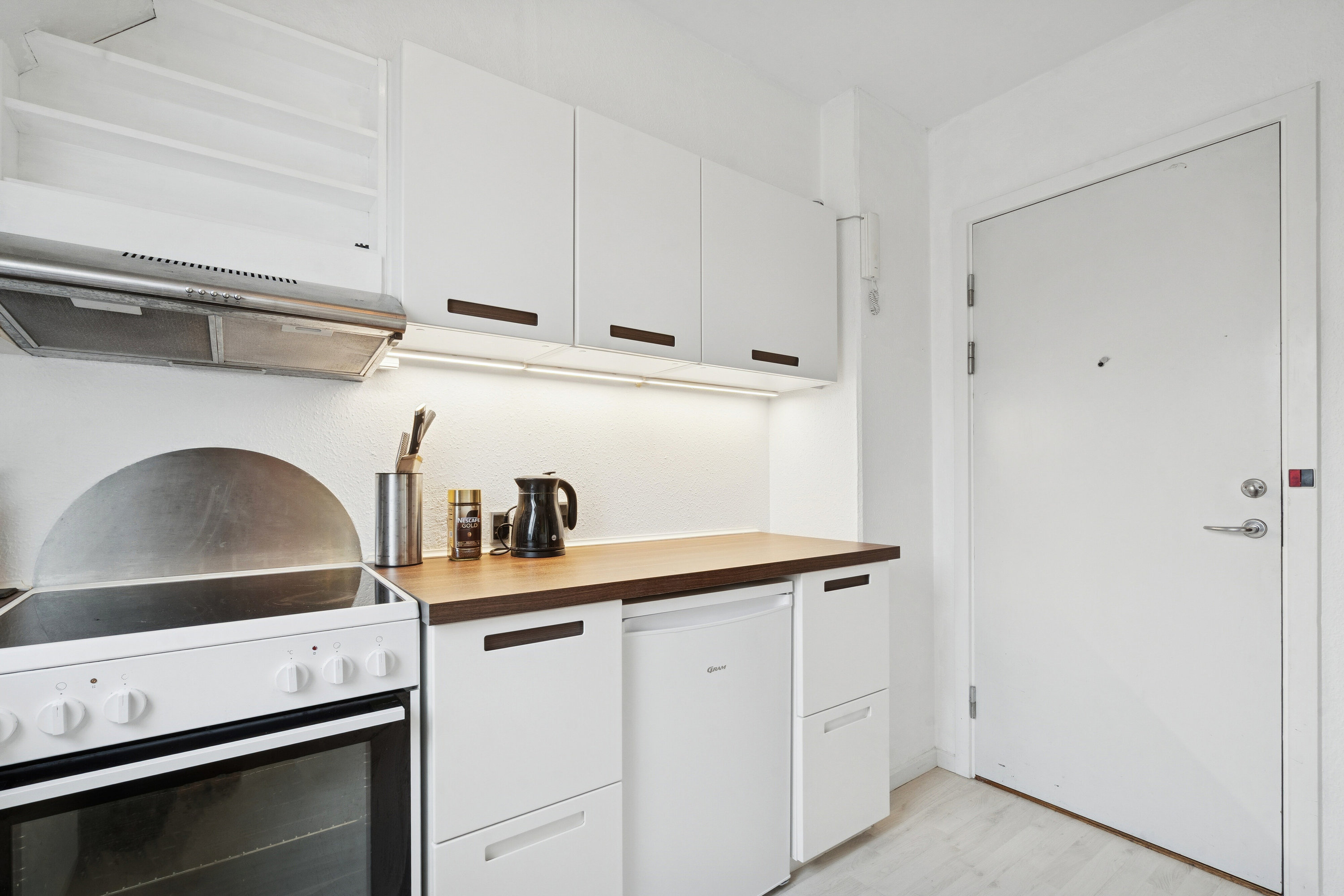 Fremhævet køkken billede i fuldskærmstilstand. Billede af Nørre Allé 89, 2. tv., 8000 Aarhus C