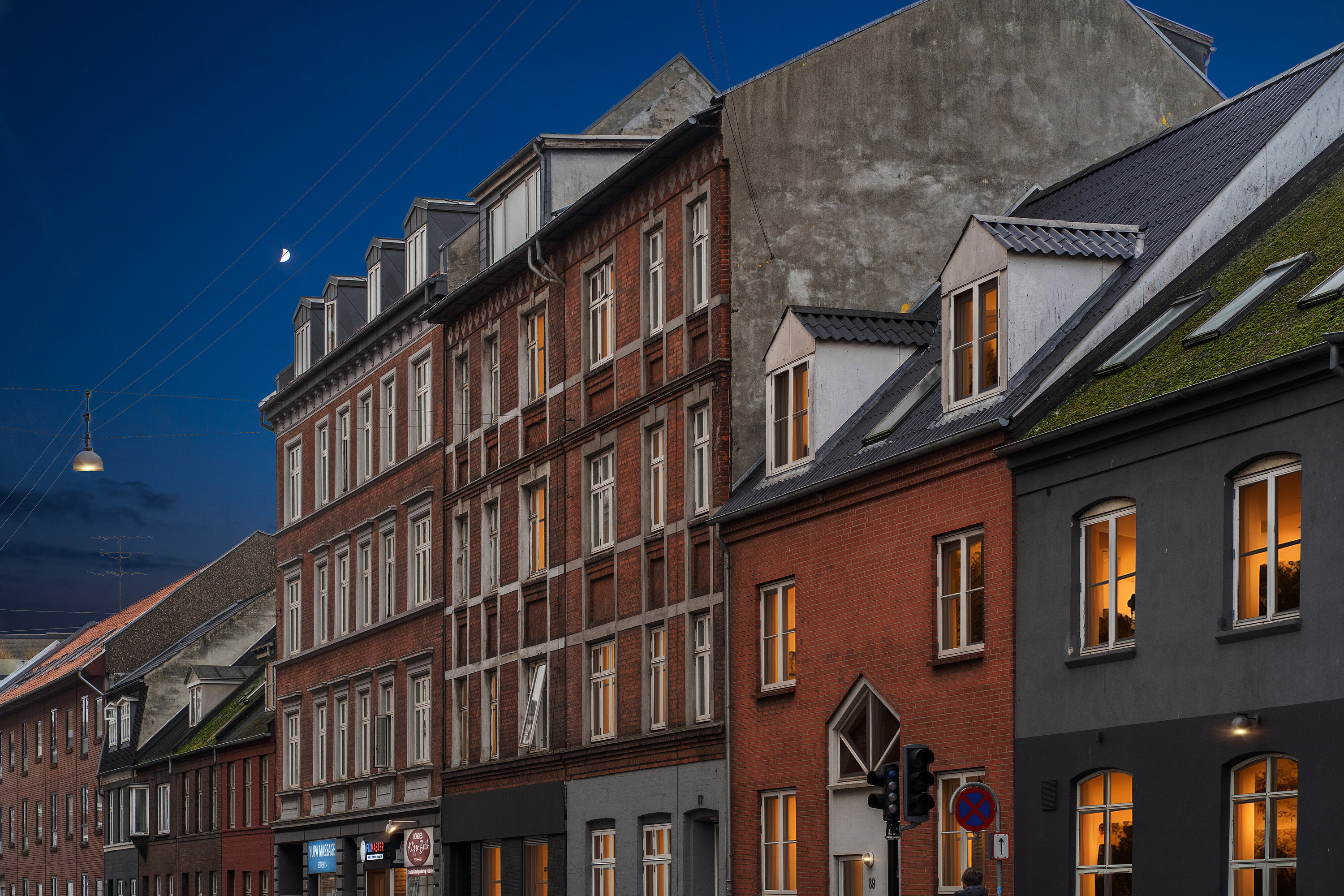 Fremhævet udendørs billede i fuldskærmstilstand. Billede af Nørre Allé 89, 2. tv., 8000 Aarhus C