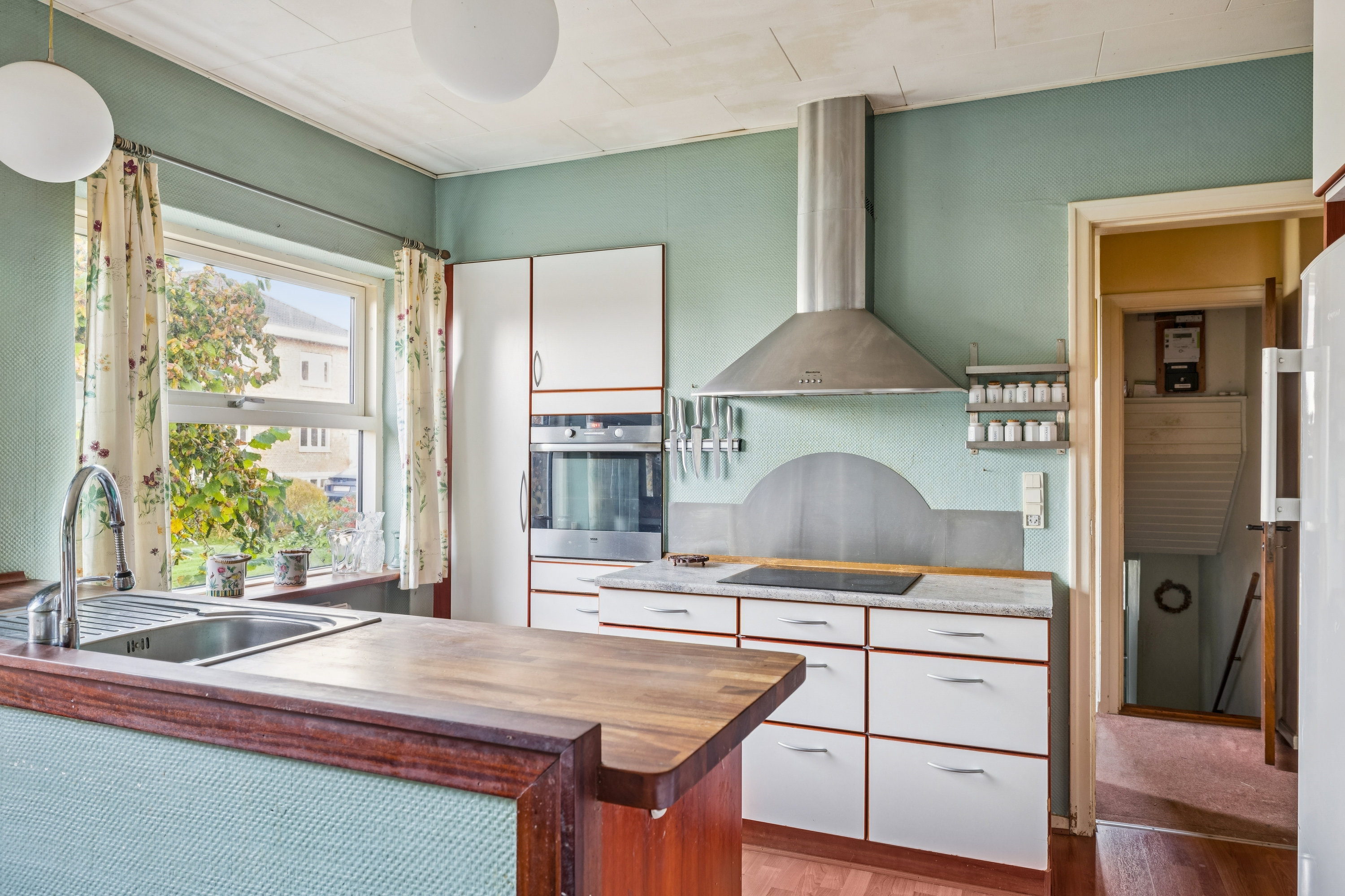 Fremhævet køkken billede i fuldskærmstilstand. Billede af Granvej 14, 5250 Odense SV