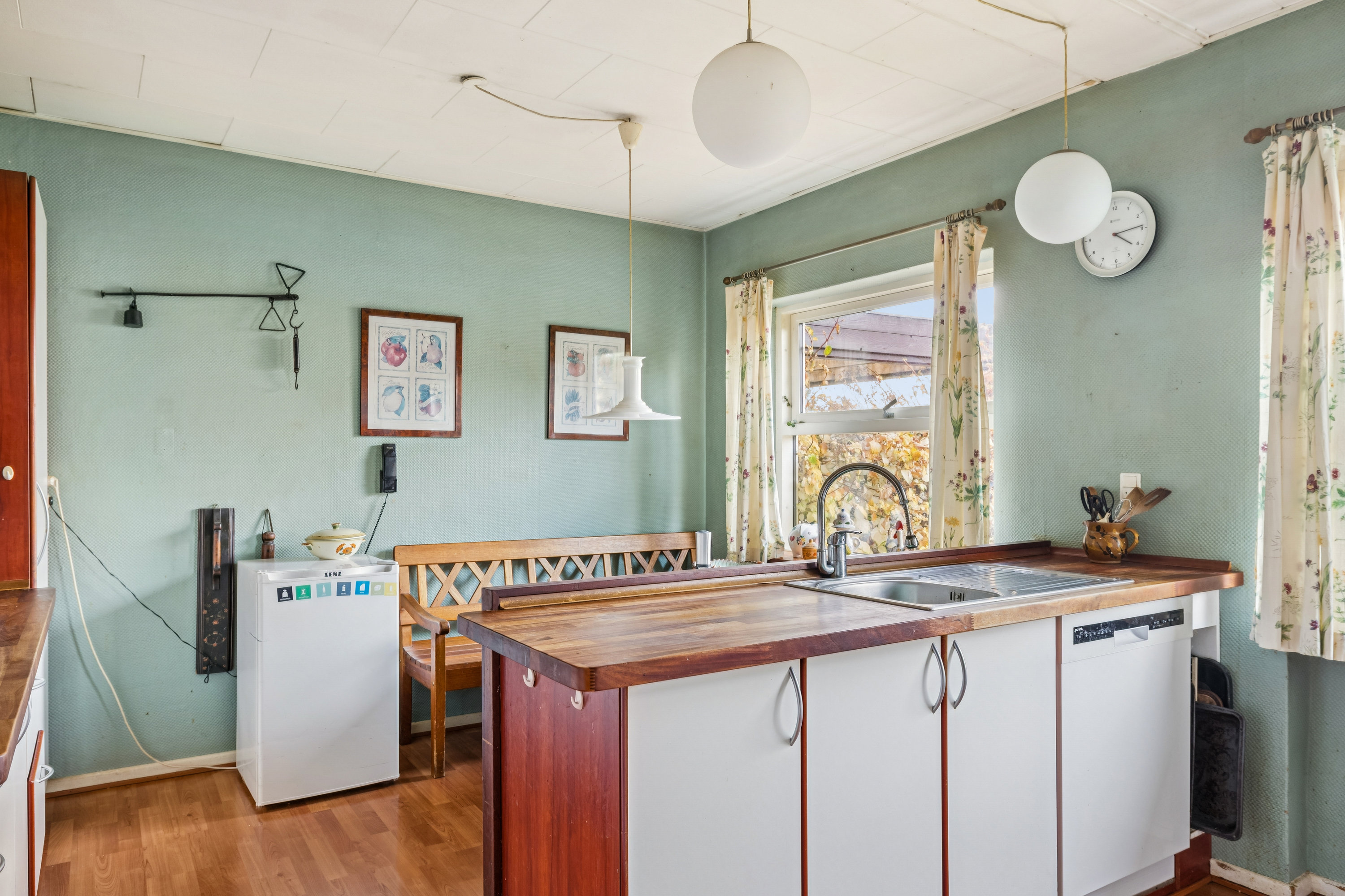 Fremhævet køkken billede i fuldskærmstilstand. Billede af Granvej 14, 5250 Odense SV