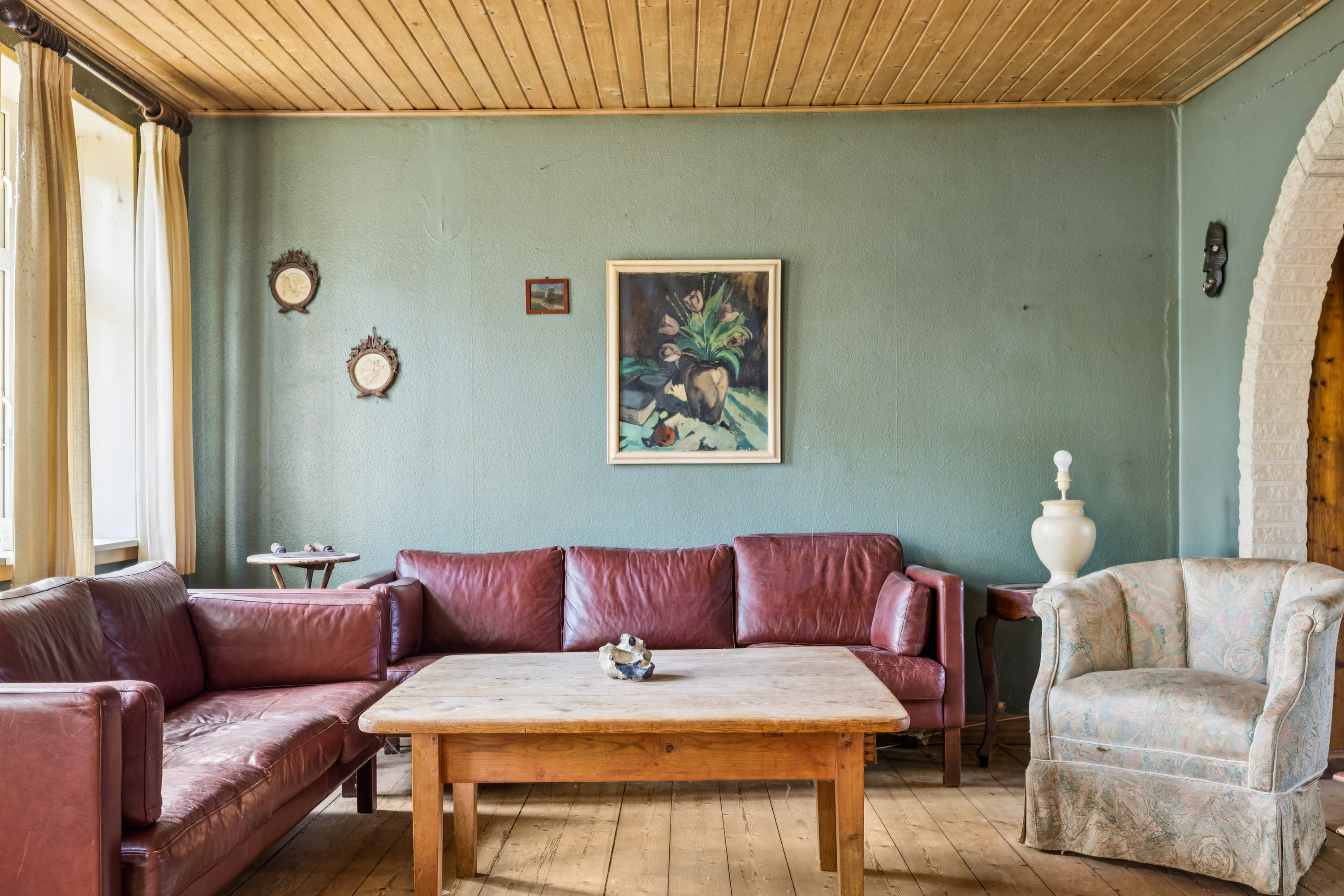 Fremhævet stue billede i fuldskærmstilstand. Billede af Nørrebro 21, 5985 Søby Ærø