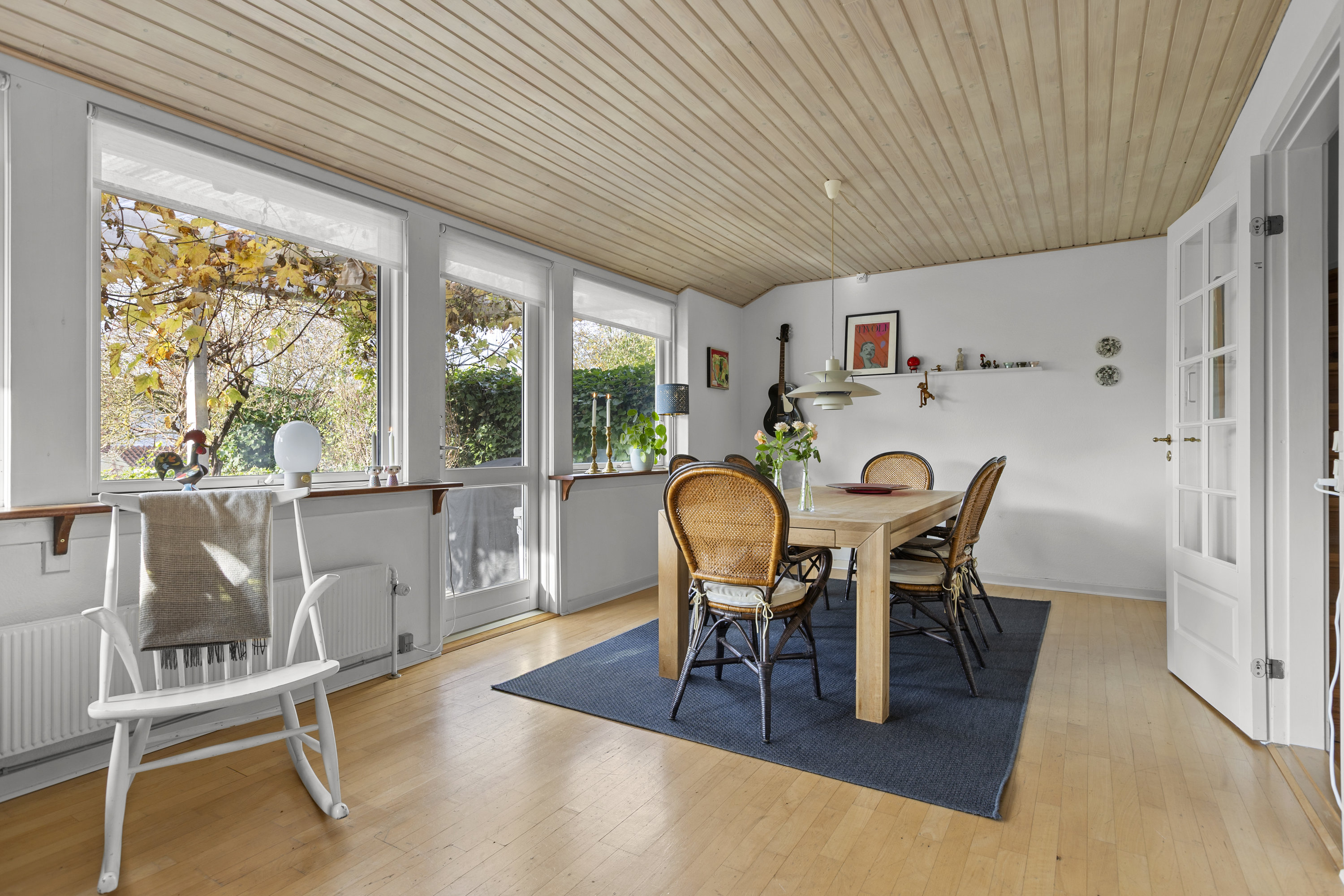 Fremhævet stue billede i fuldskærmstilstand. Billede af Søndre Parkvej 133, 4100 Ringsted